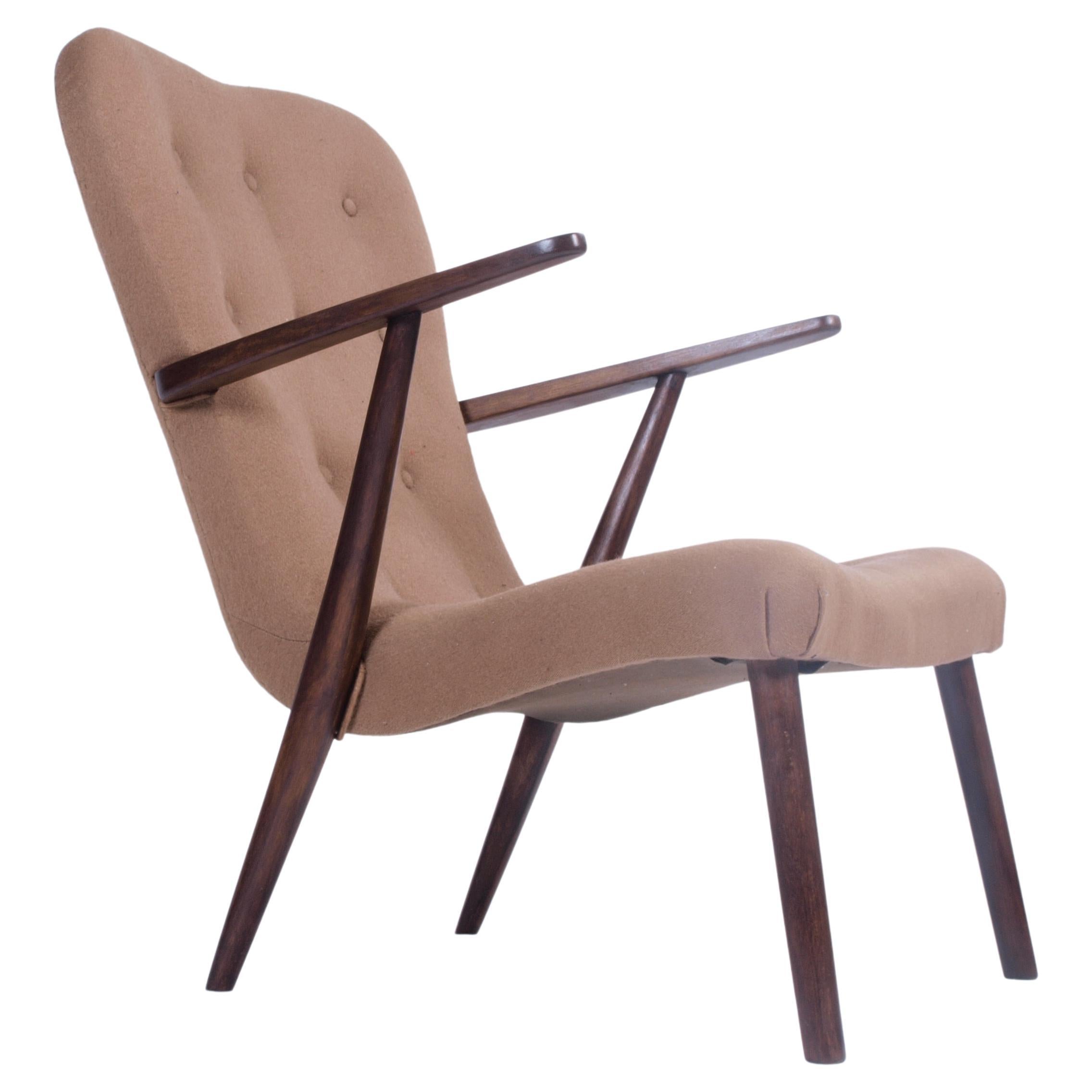 Danish Style of Arctander or Schubell Mid-century Lounge Chair For Sale