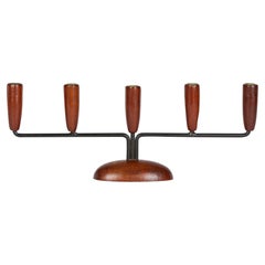 Chandelier danois élégant mi-siècle à cinq appliques en métal et bois