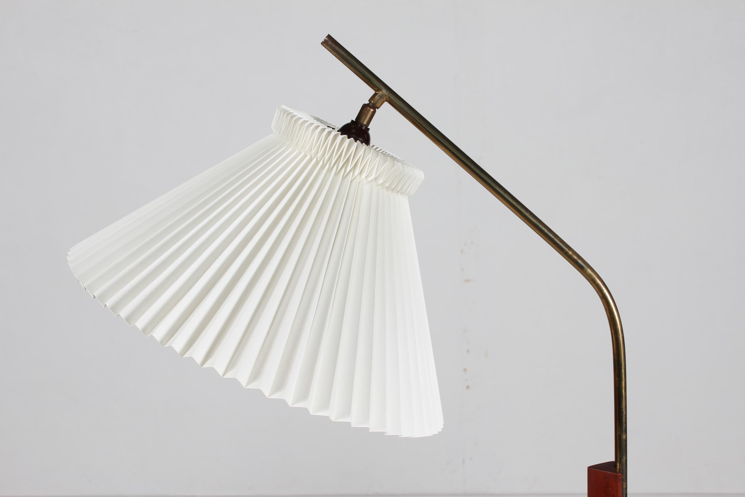 Danish Svend Aage Holm Sørensen Adjustable Floor Lamp with Le Klint Shade 1950s For Sale 1