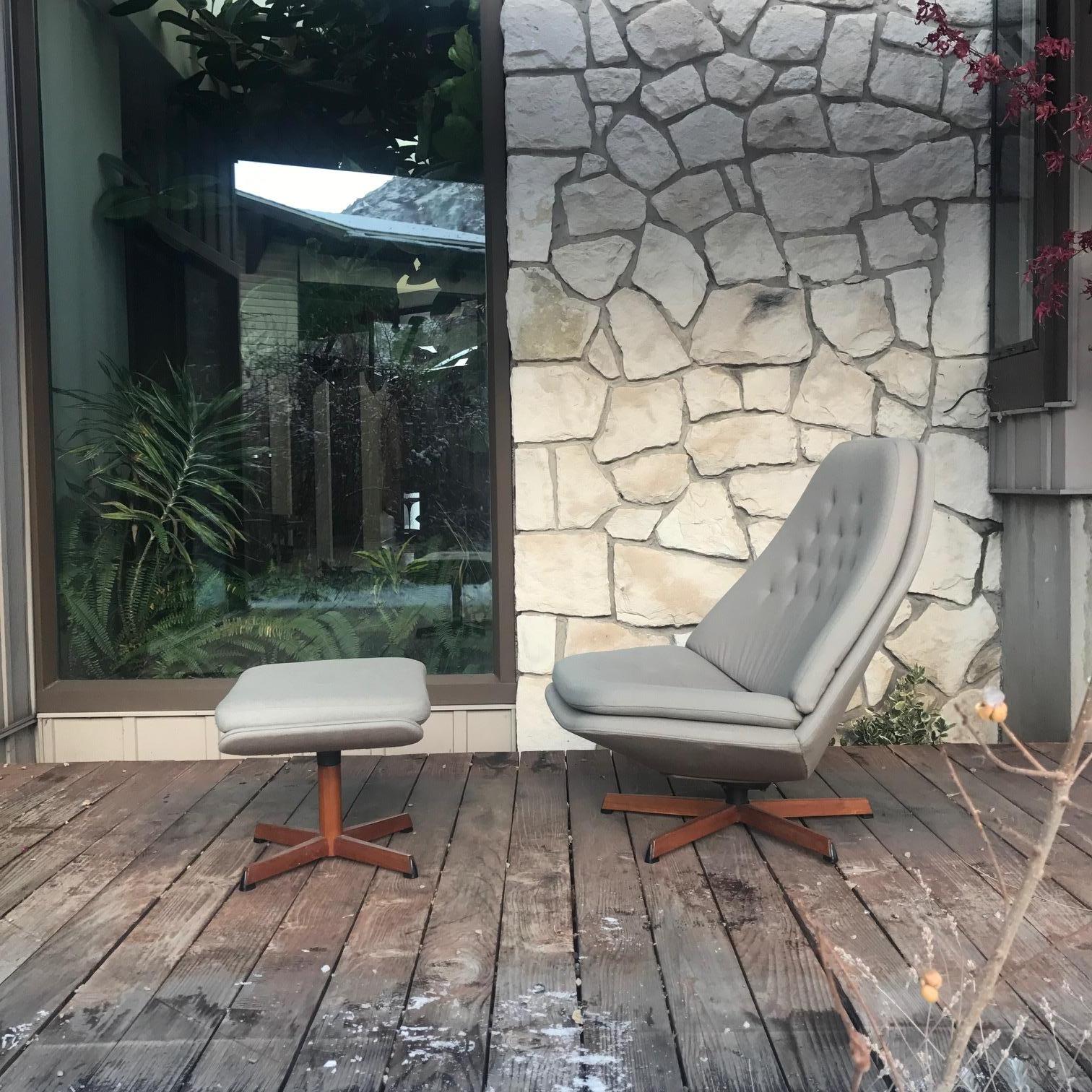 Danish Swivel Lounge Chair Model Ms68 with Ottoman by Madsen & Schübel In Excellent Condition In Salt Lake City, UT