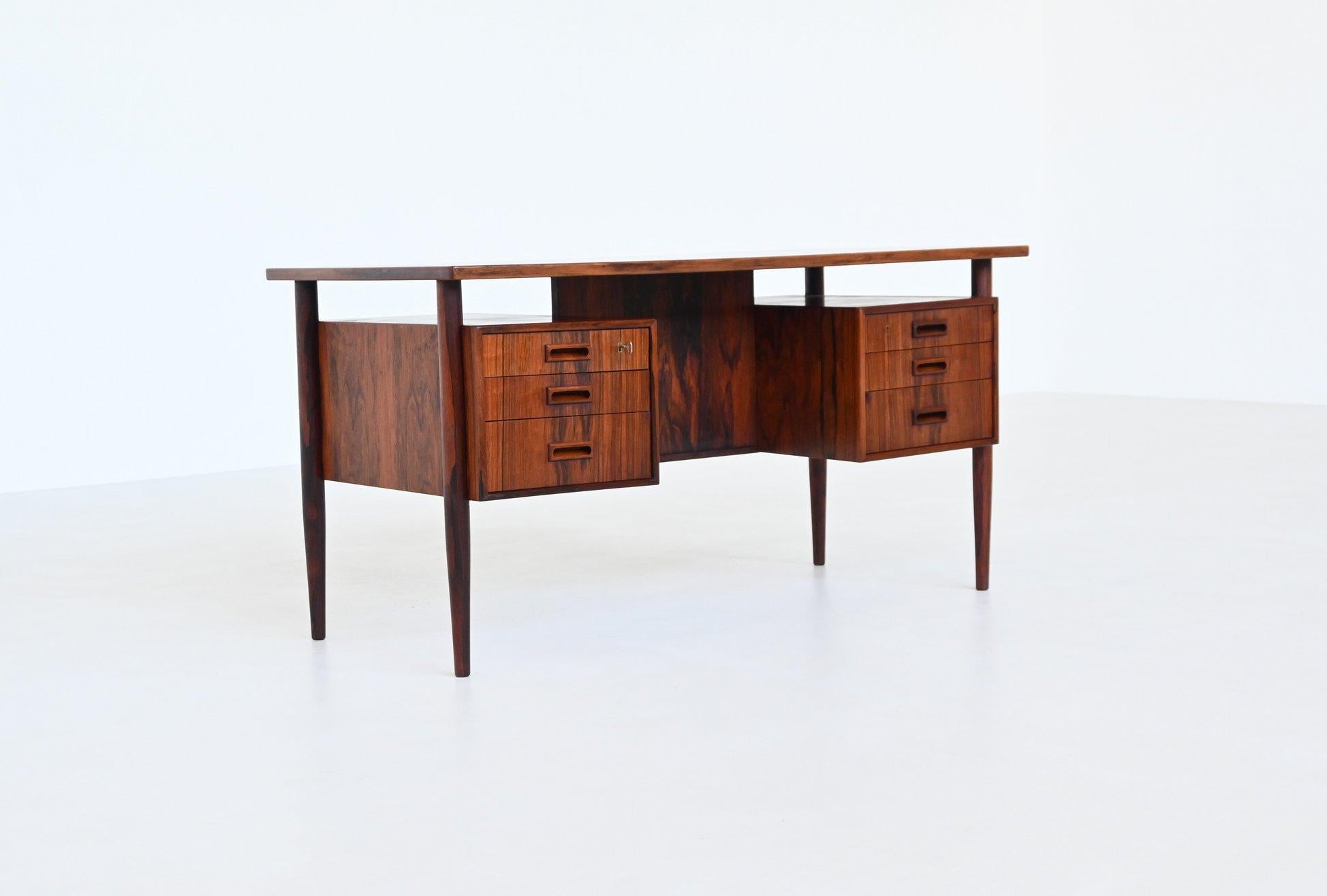 Scandinavian Modern Danish symmetric freestanding desk in rosewood Denmark 1960