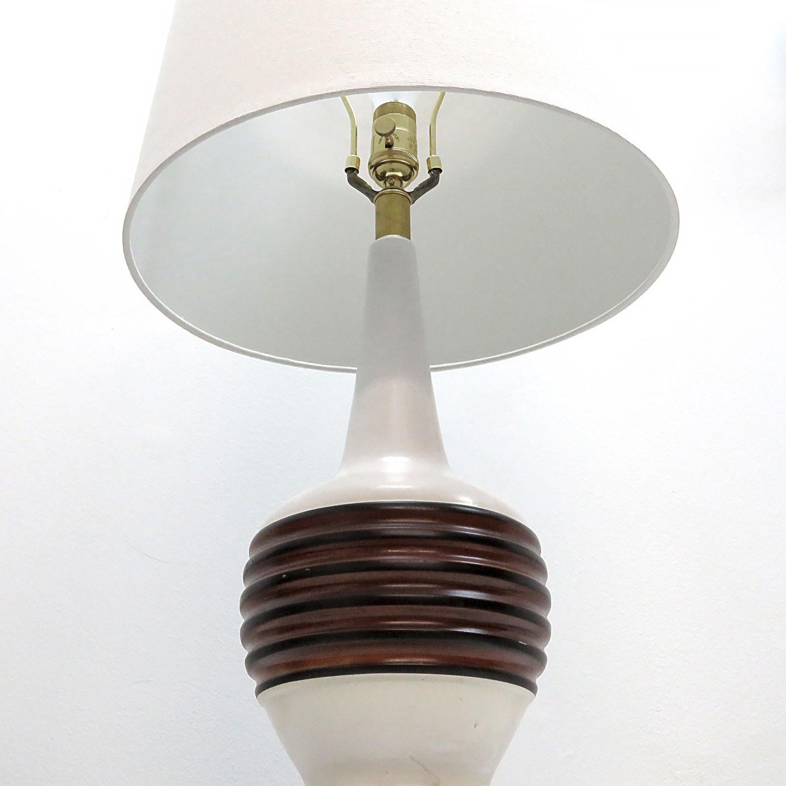 Danish Table Lamp, 1950 Bon état - En vente à Los Angeles, CA