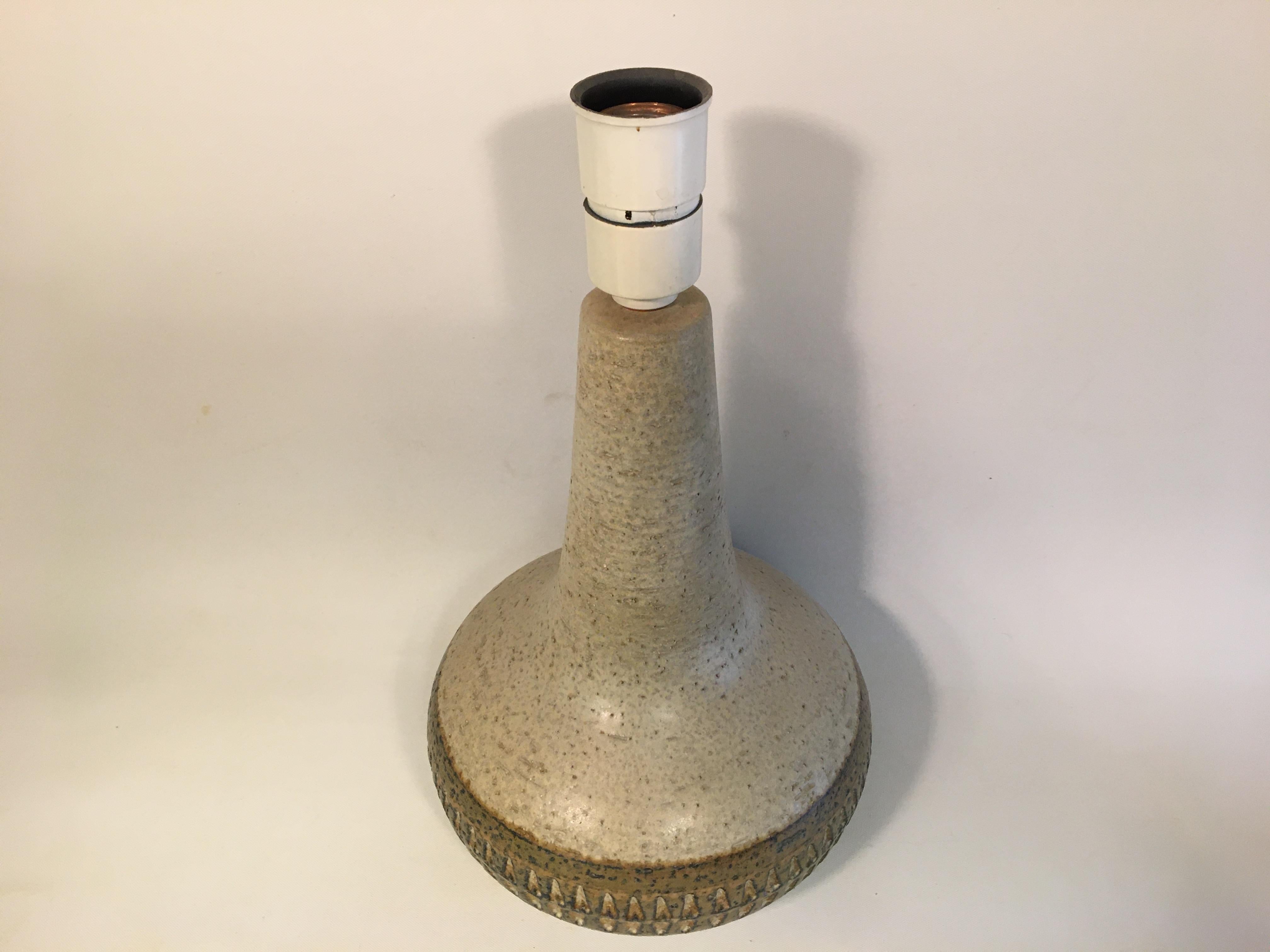 Danish Table Lamp Ceramic, from Søholm, Bornholm In Good Condition For Sale In Odense, Denmark