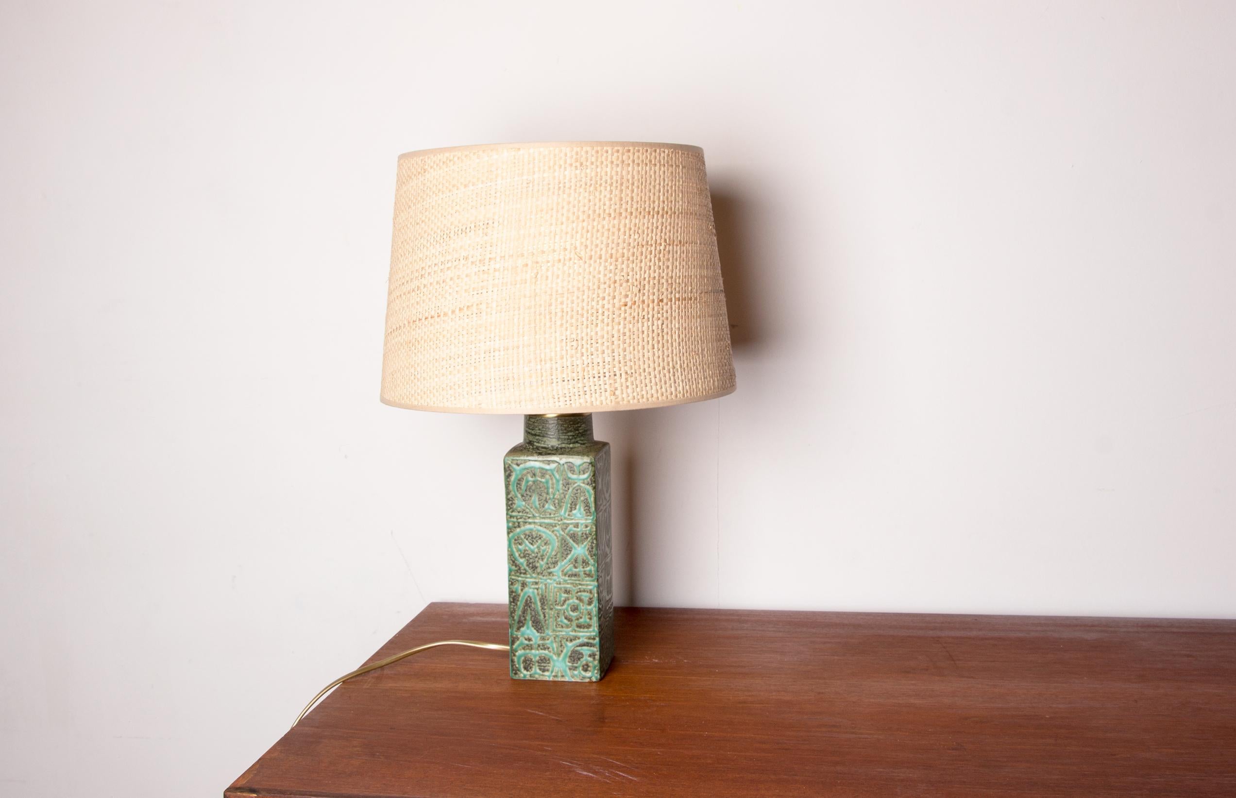 Danish table lamp in green enamelled stoneware by Aluminia 1960. For Sale 2