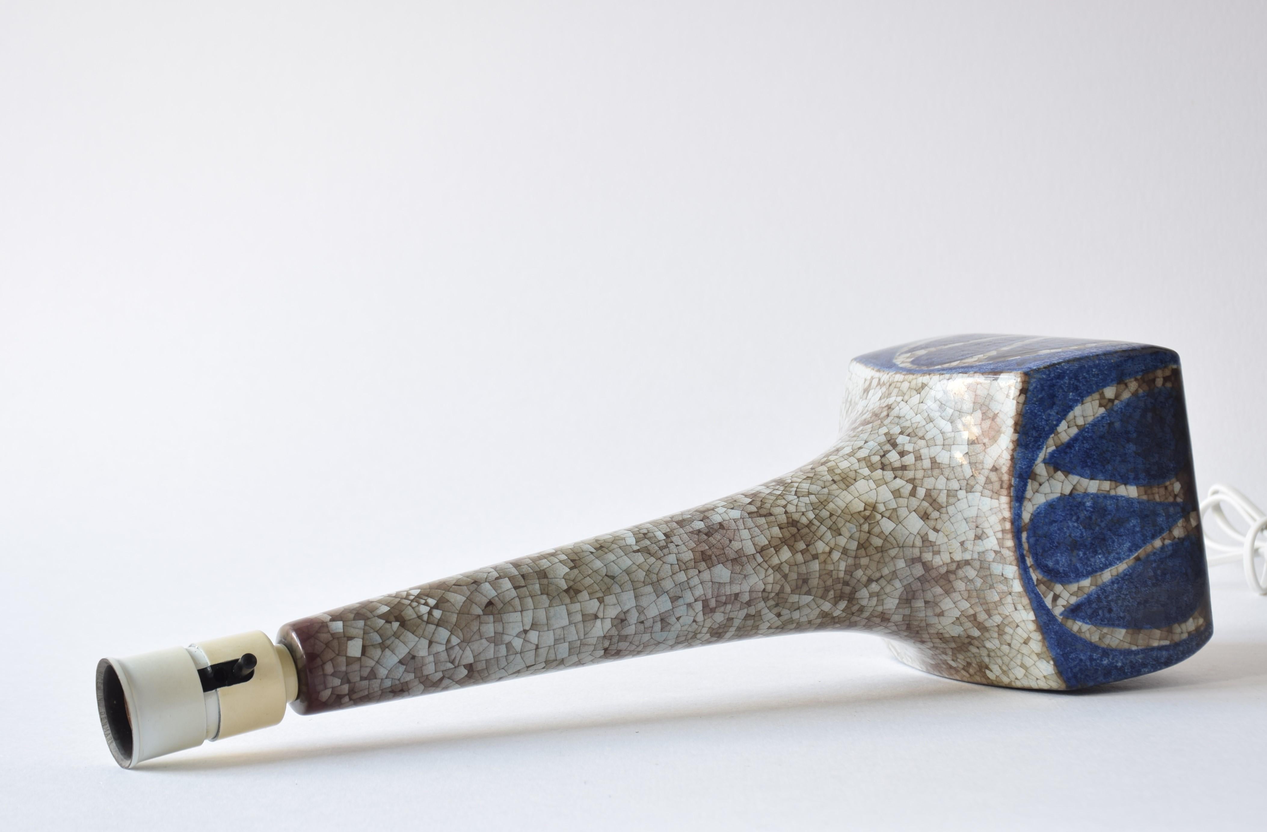 Céramique Grande lampe de bureau danoise en céramique à glaçure bleue persane, Marianne Starck pour MA&S, années 1960 en vente