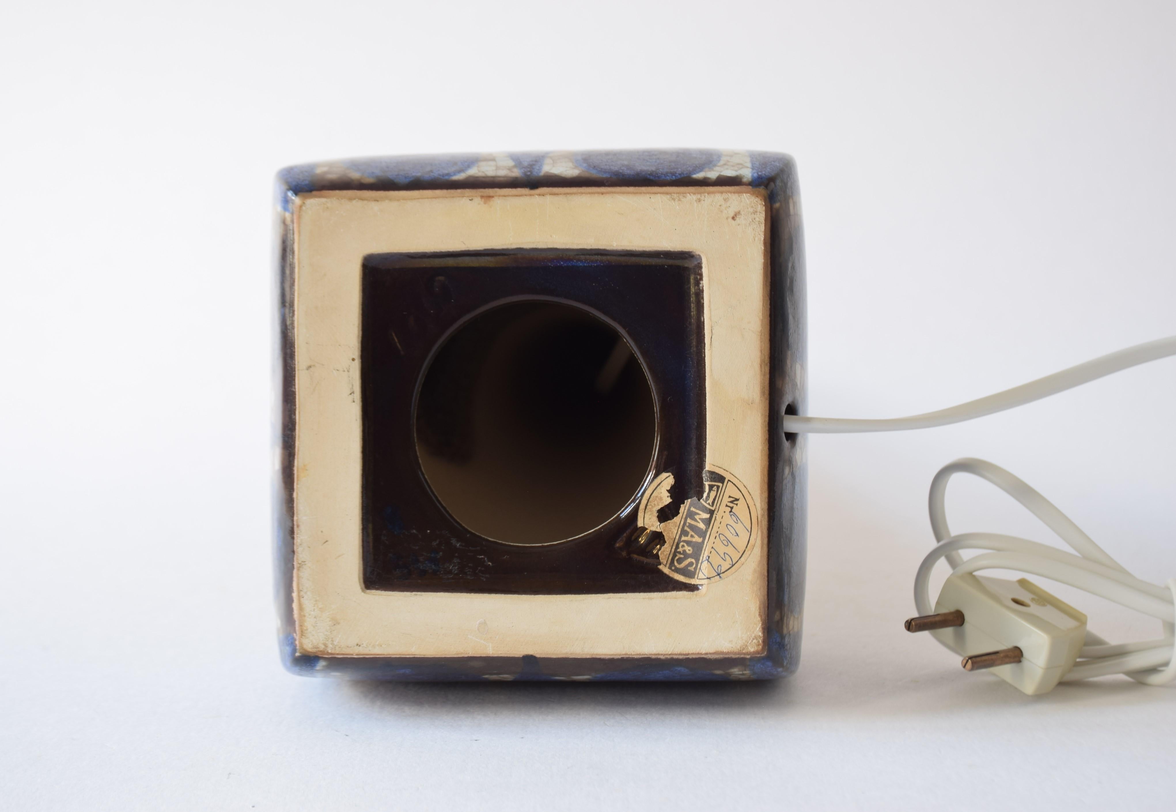 Grande lampe de bureau danoise en céramique à glaçure bleue persane, Marianne Starck pour MA&S, années 1960 en vente 1