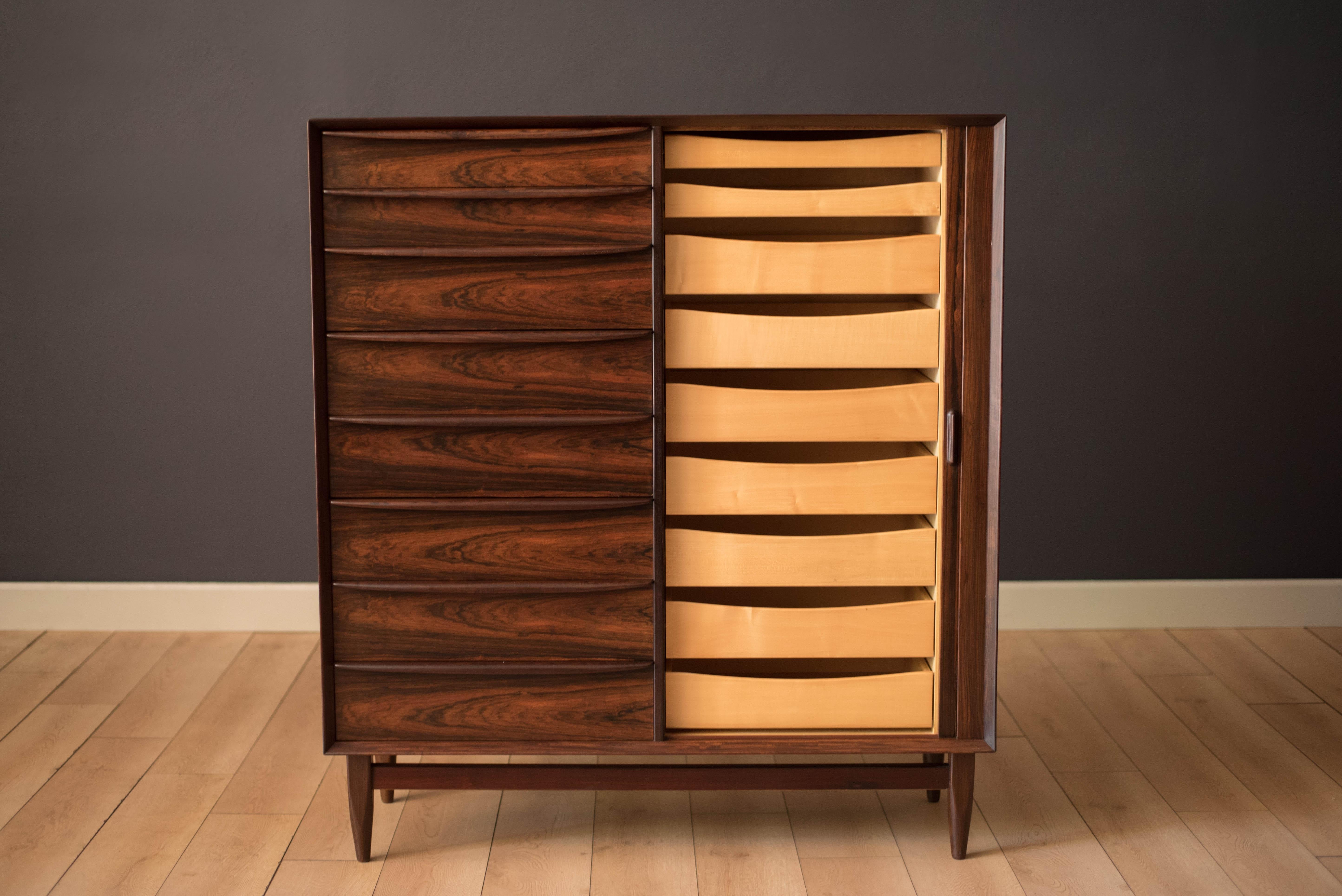 Danish Modern Tall Rosewood Falster Dresser Chest by Svend Madsen In Good Condition In San Jose, CA