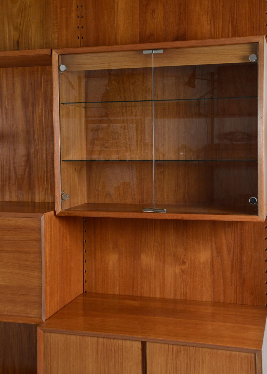 Modulares Regalsystem aus dänischem Teakholz, 4-Bay Cado-Wandschrank, Bar-Schreibtisch Paul Cadovius 7