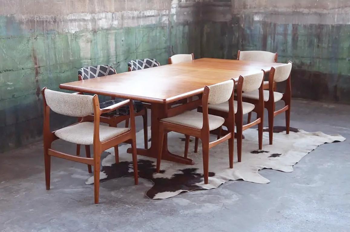 Scandinave moderne Table de salle à manger danoise en teck Benny A Linden 60s 70s + 6 chaises en teck Benny Linden Set of 7 en vente