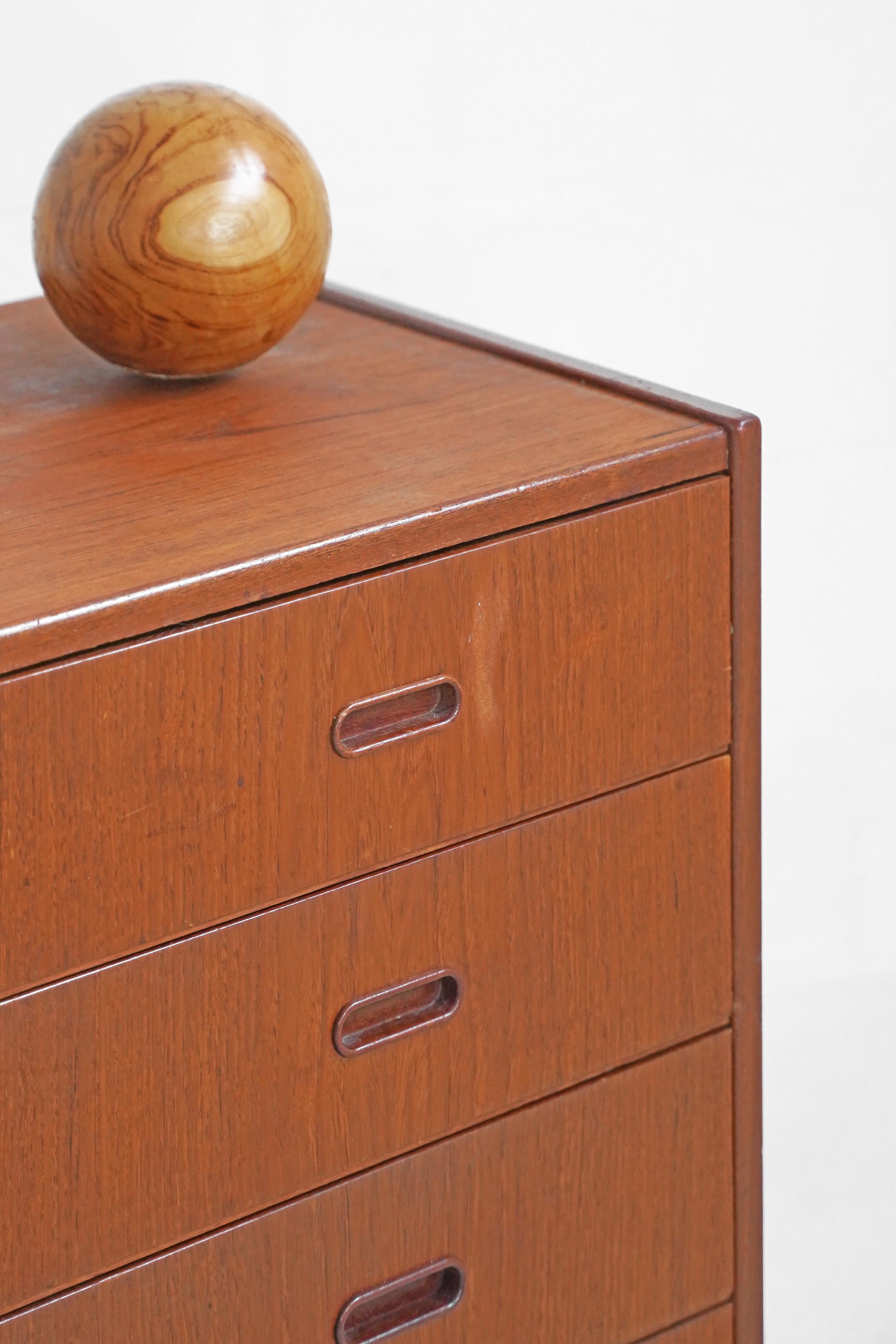 Mid-Century Modern Danish Teak 8 Drawer Dresser by Arne Wahl Iversen for Falster Møbelfabrik