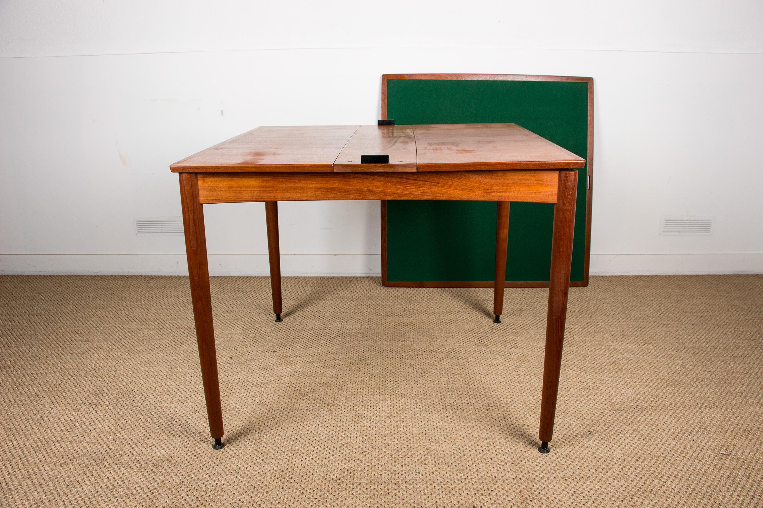 Mesa danesa de teca y fieltro, extensible y reversible, comedor o juegos Hundevad. en venta 9