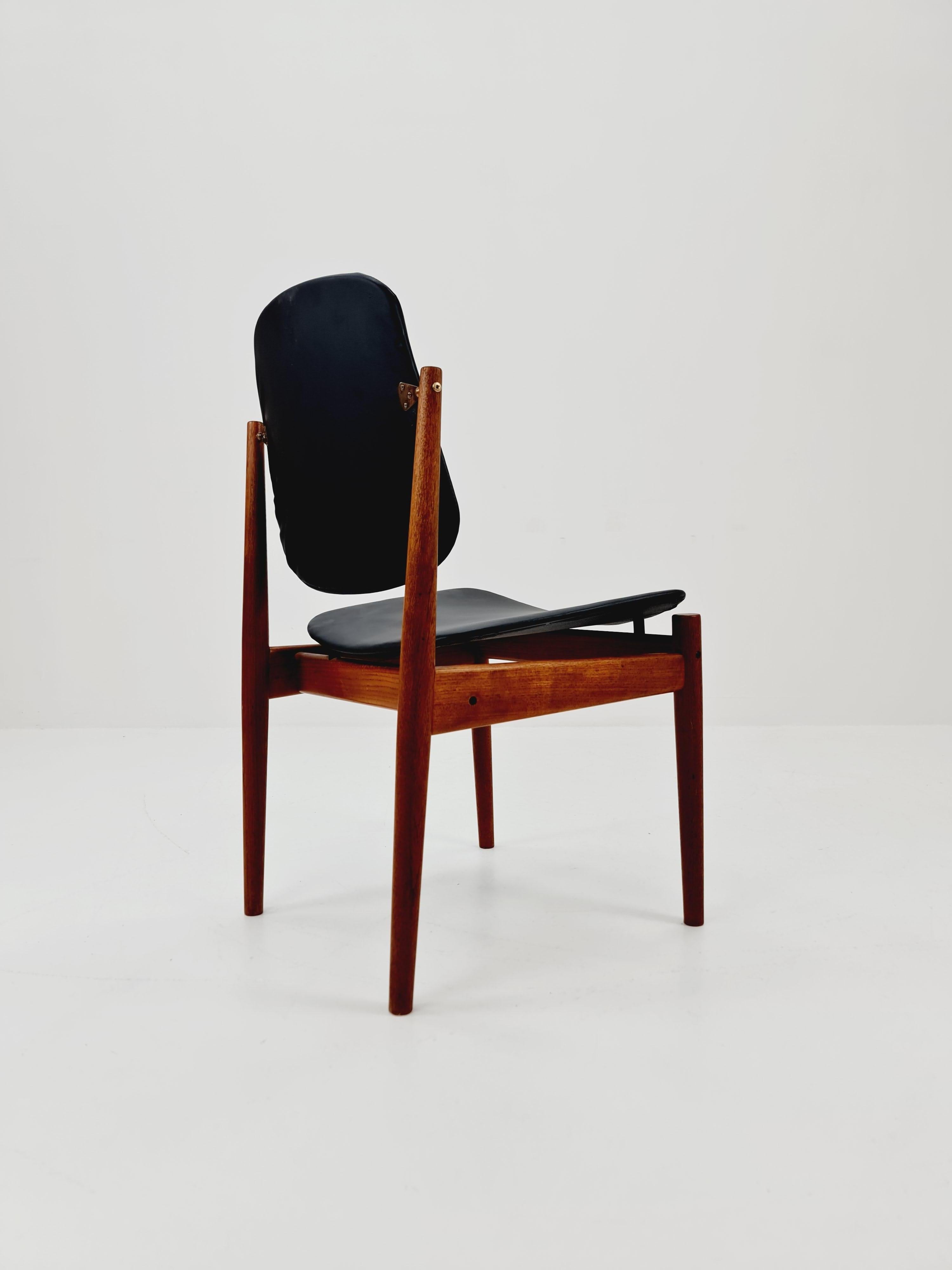 Danish teak and leather chair by Arne Vodder for France & Daverkosen, 1960s For Sale 4