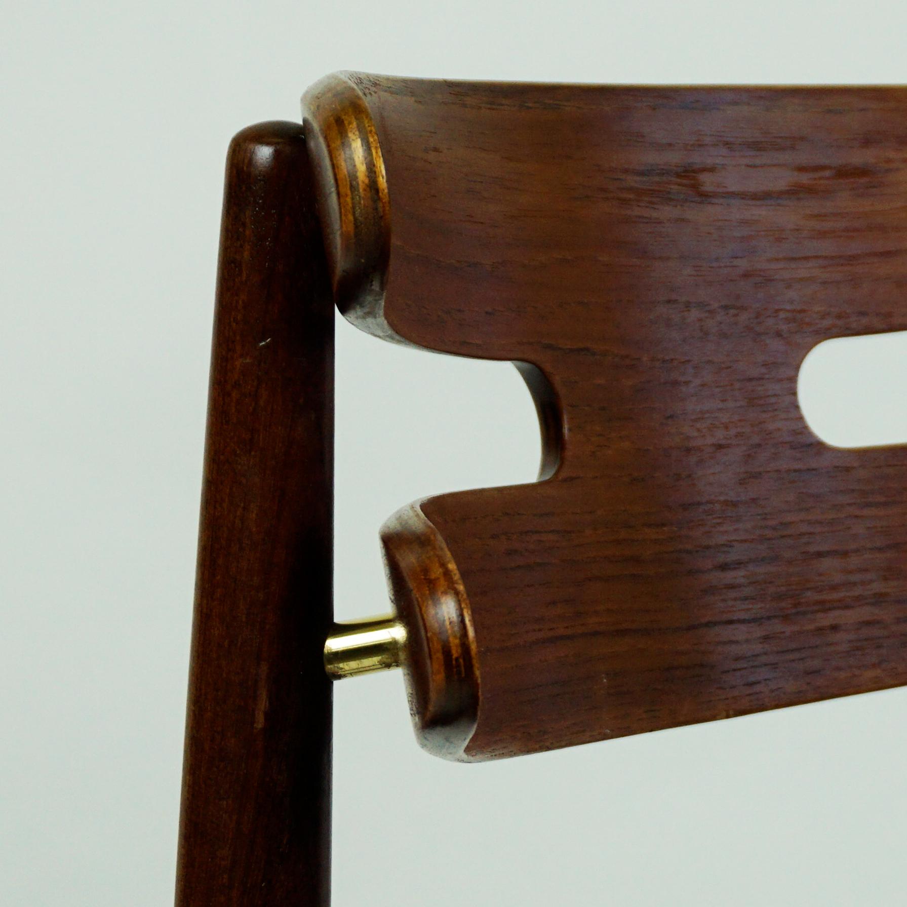 Sedia da pranzo danese in teak e pelle Mod. 178 di Johannes Andersen per Bramin in vendita 4