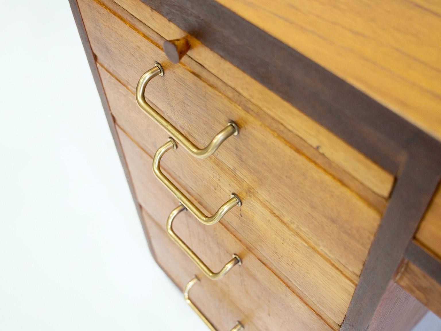 Scrivania danese in legno di teak e Oak Wood in vendita 3