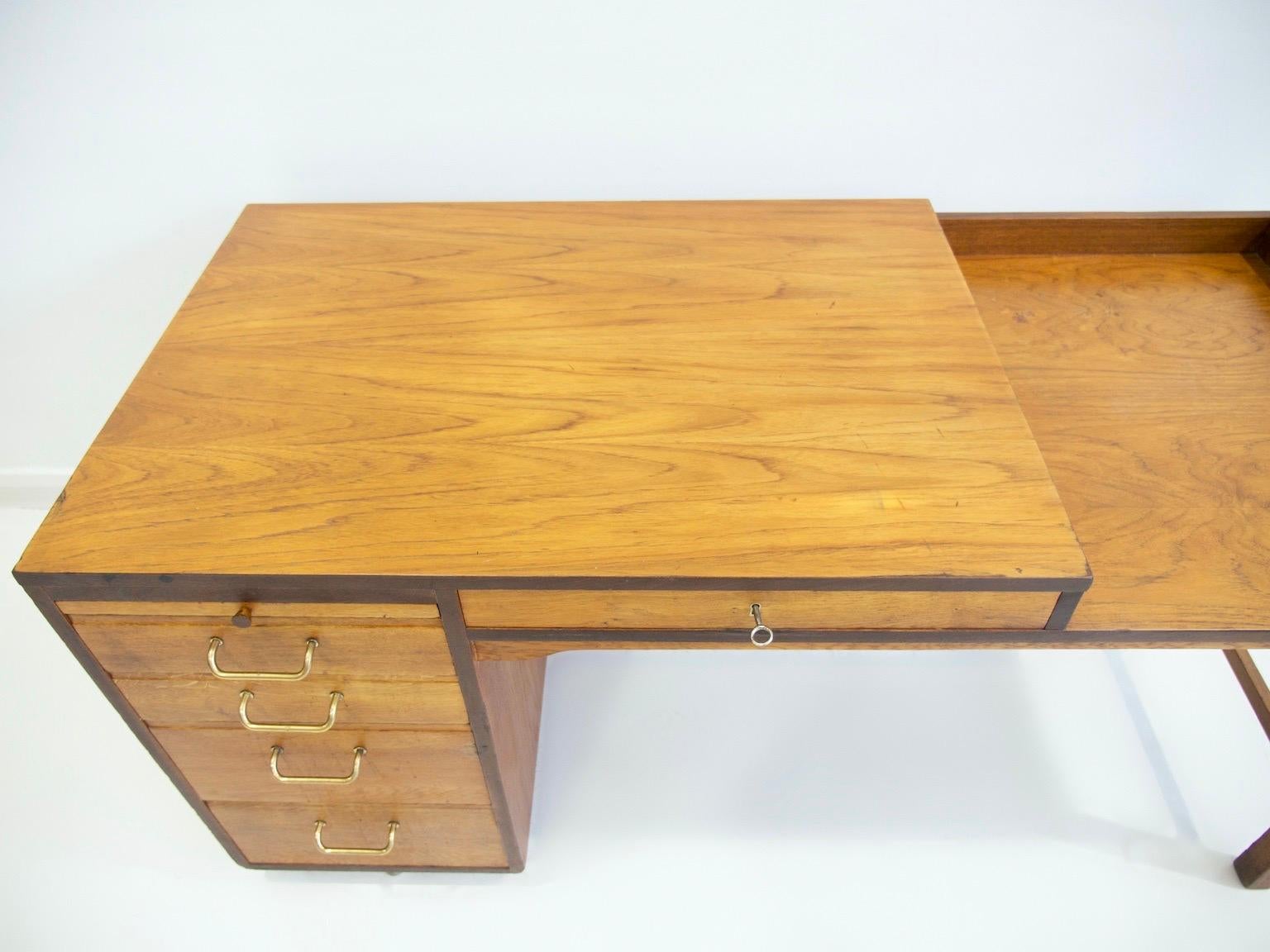 Danese Scrivania danese in legno di teak e Oak Wood in vendita