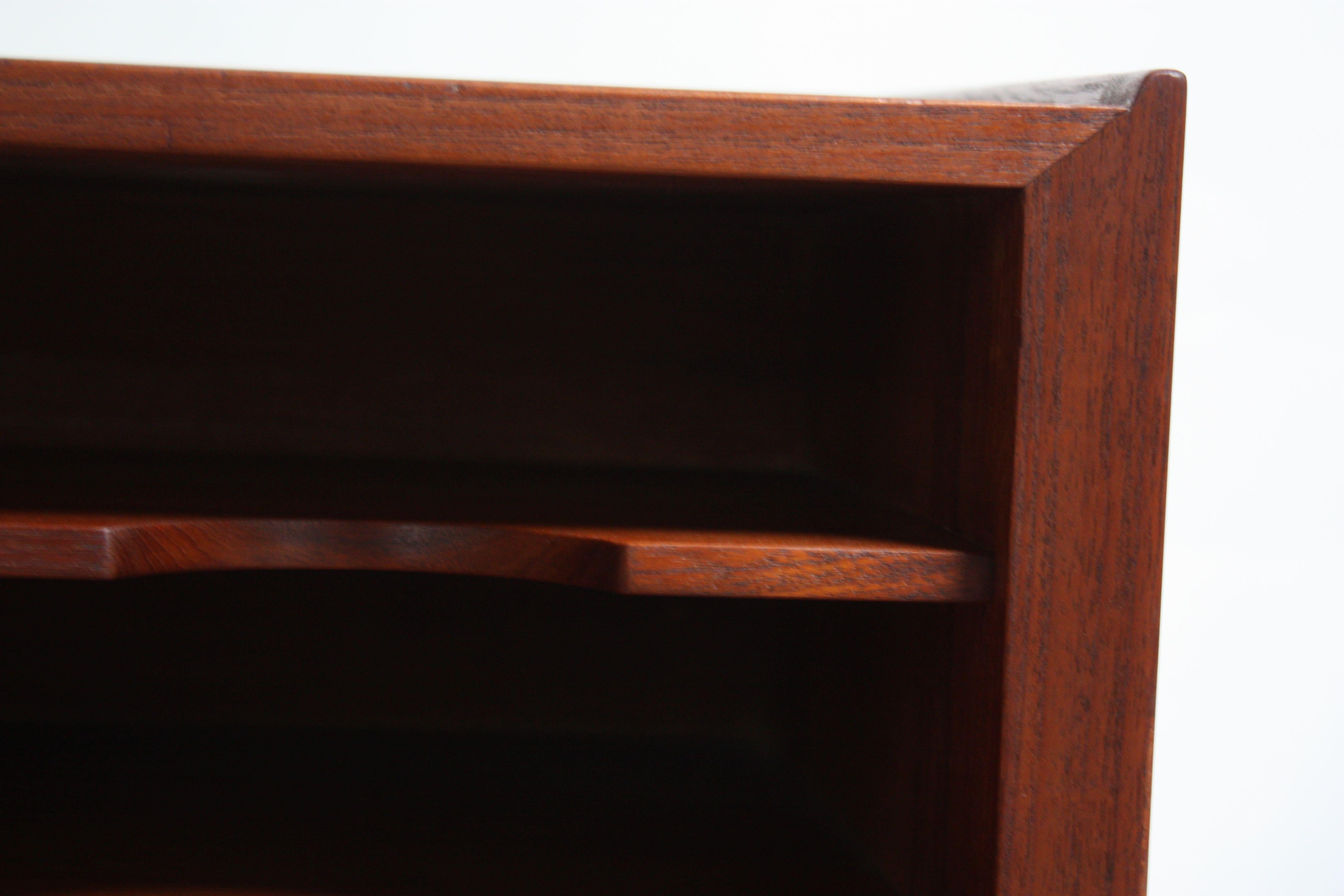 Danish Teak and Rosewood Side Table Designed for the Rigspolitiet Headquarters For Sale 4
