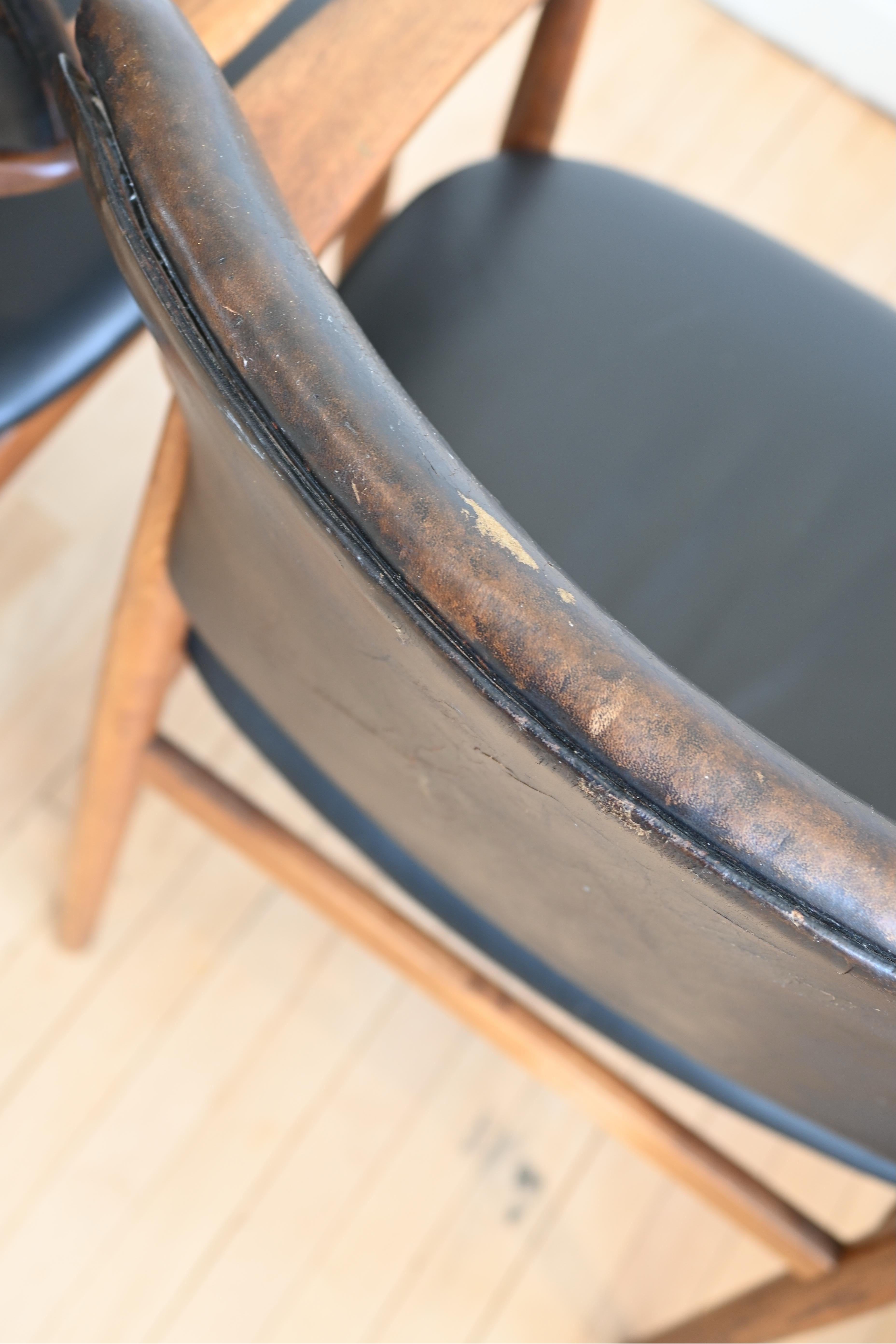 Danish Teak Armchairs, a pair For Sale 2