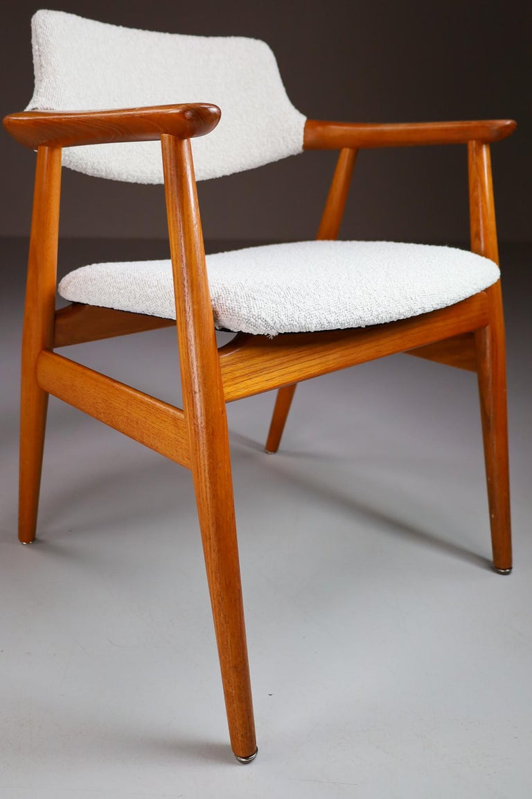 Danish Teak Armchairs GM11 by Svend Aage Eriksen in New Boucle Fabric, 1960s For Sale 5