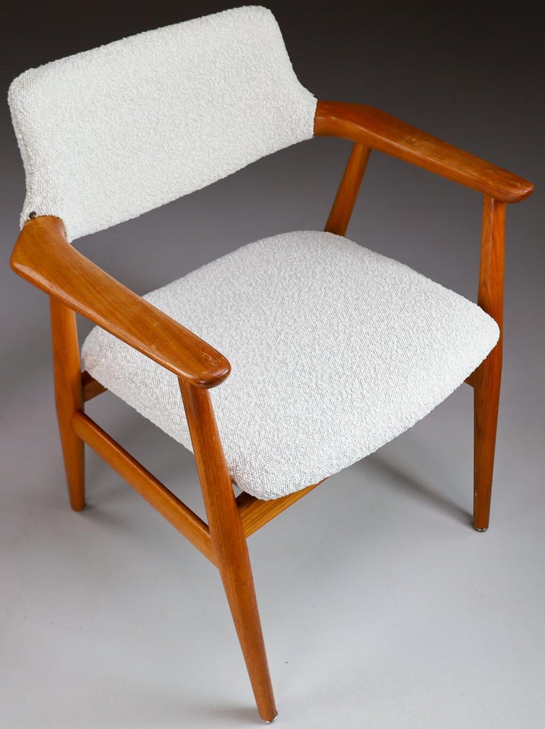 Danish Teak Armchairs GM11 by Svend Aage Eriksen in New Boucle Fabric, 1960s For Sale 2