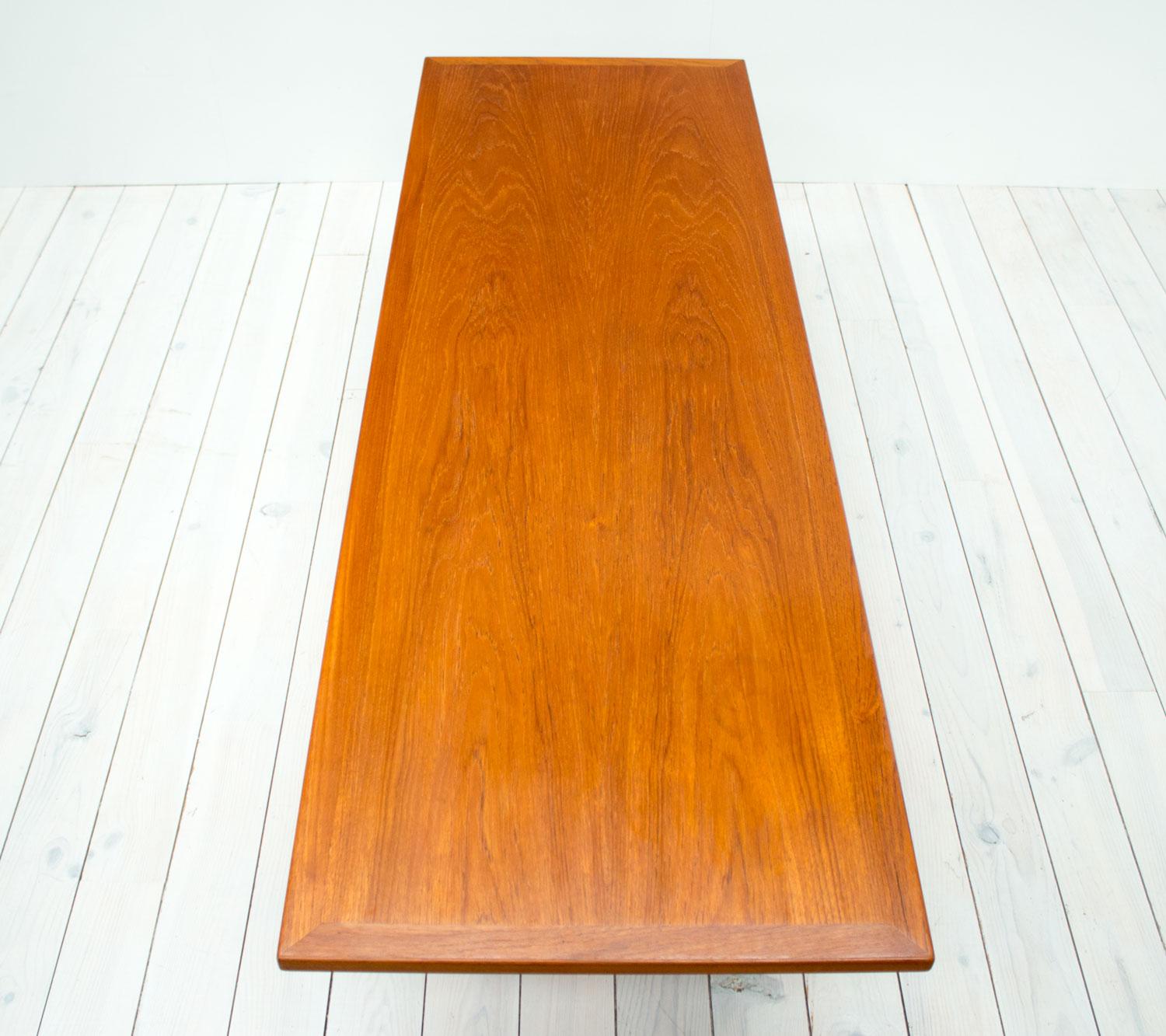 20th Century Danish Teak At-12 Coffee Table by Hans Wegner, 1950s For Sale