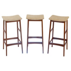 Tabourets en bois