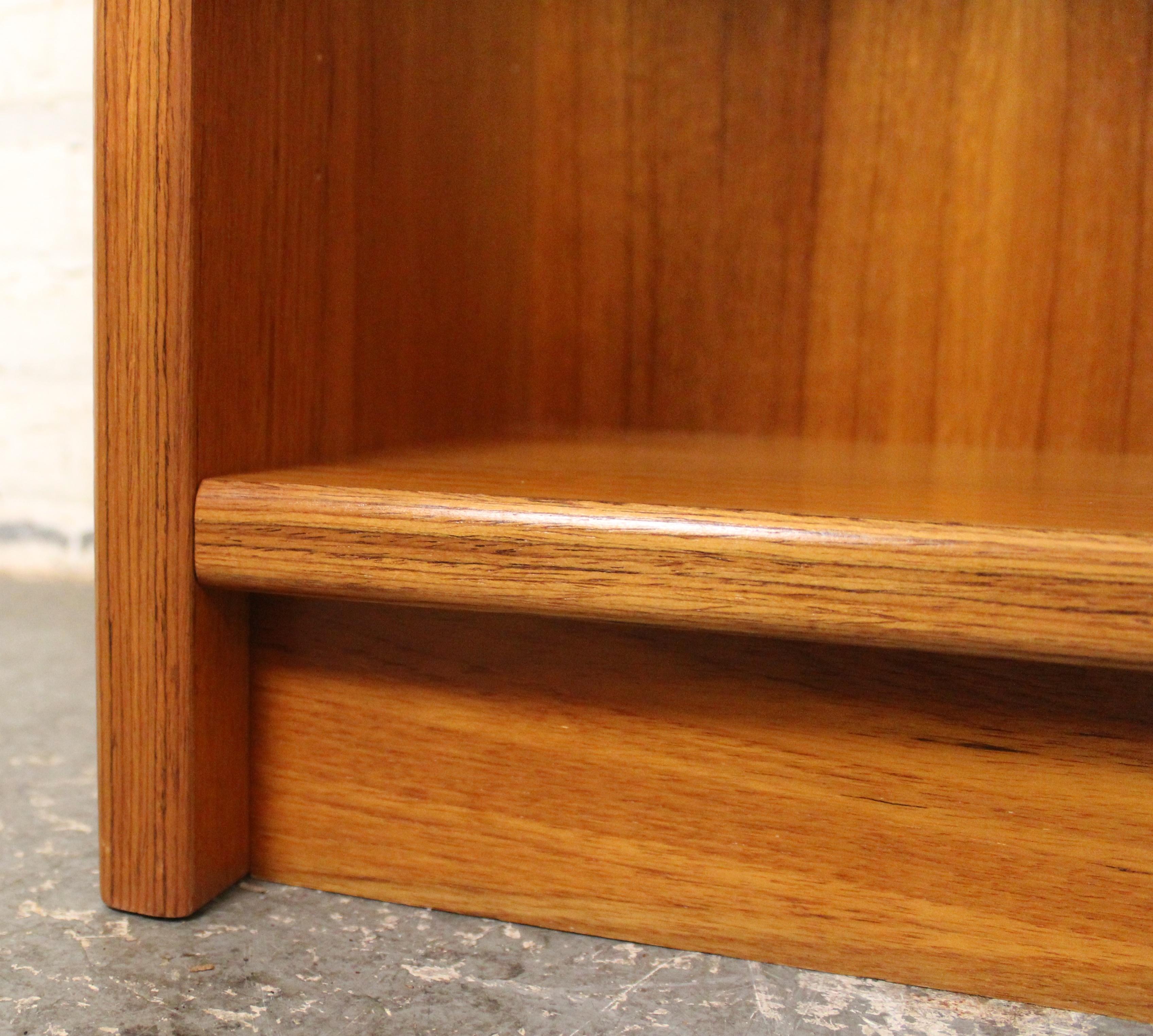 Danish Teak Bookcase by Uldum Møbelfabrik For Sale 4