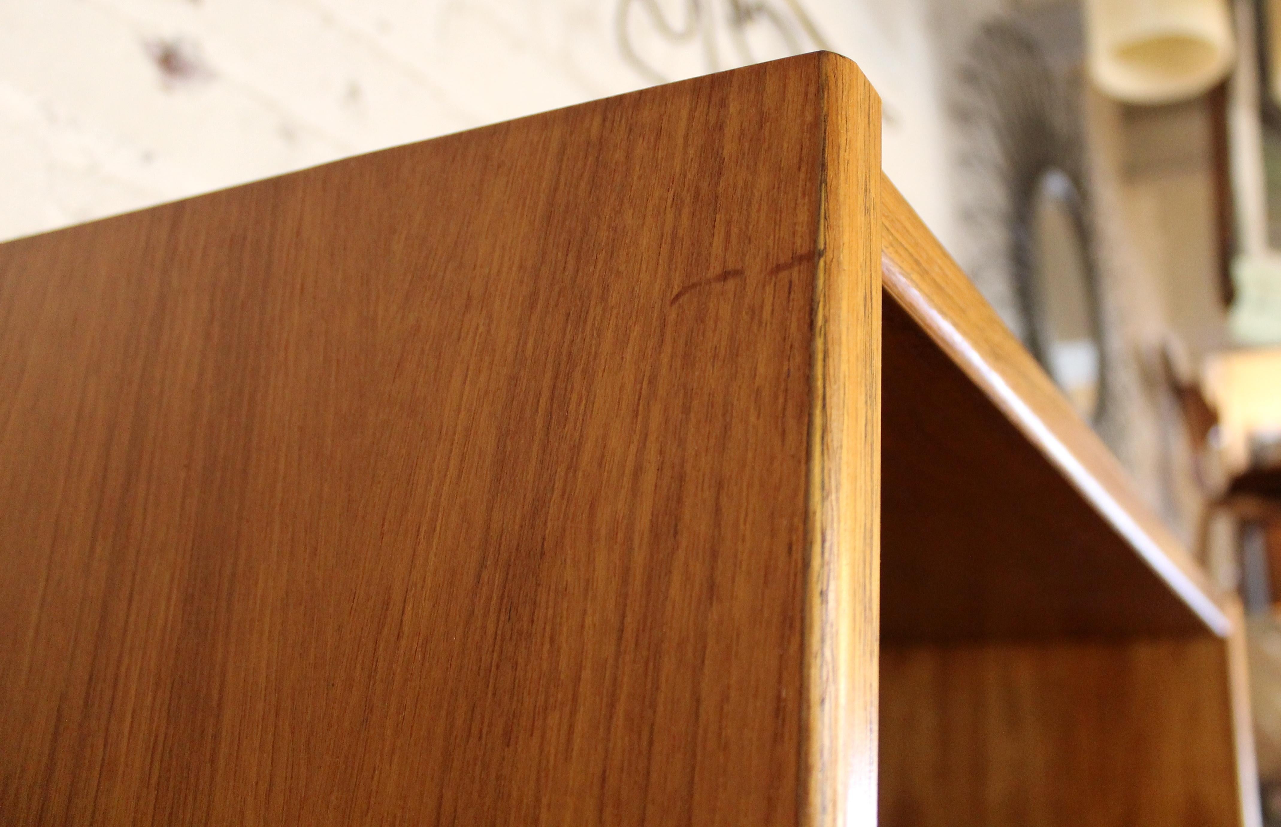 Danish Teak Bookcase by Uldum Møbelfabrik For Sale 3