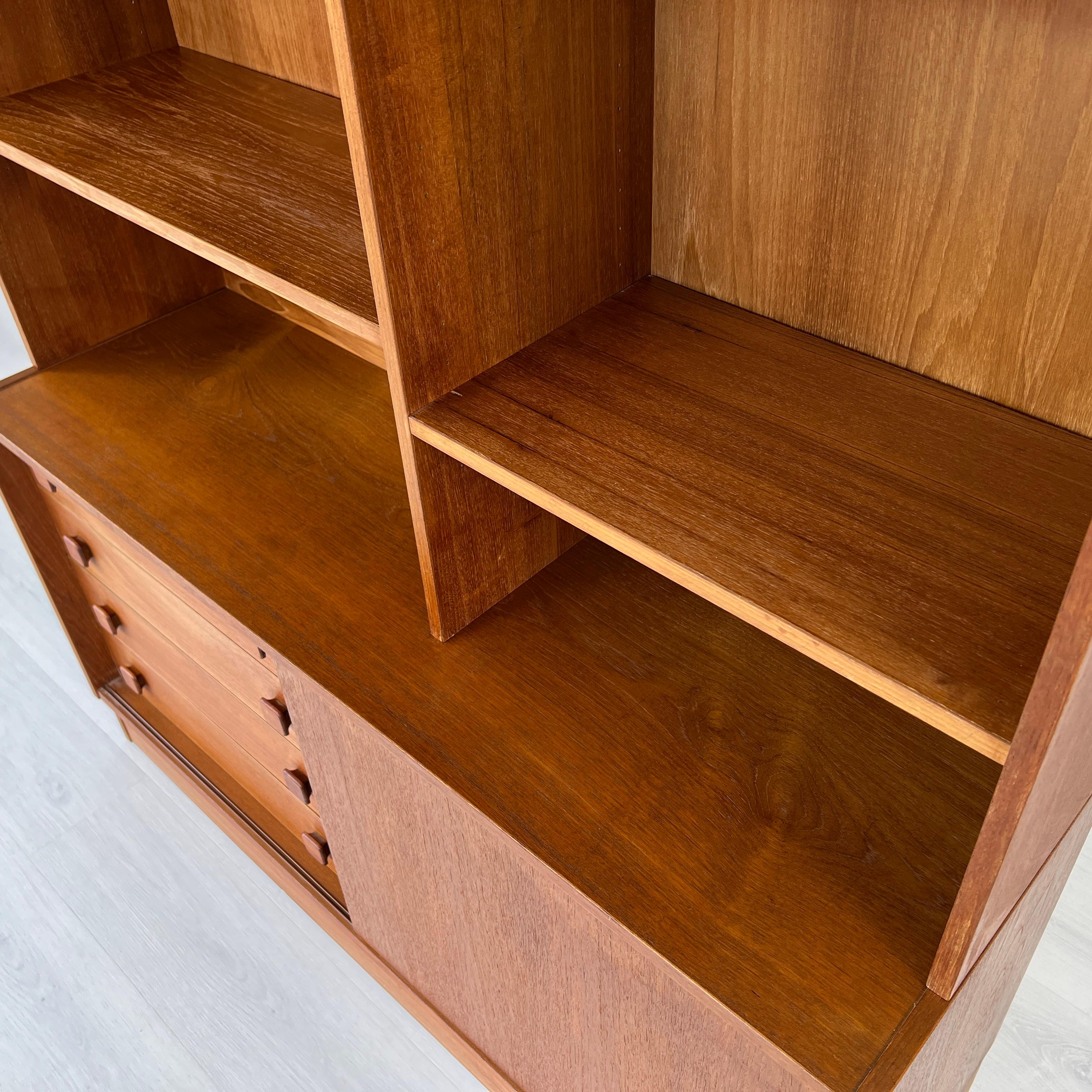 Mobile libreria danese in teak in vendita 5