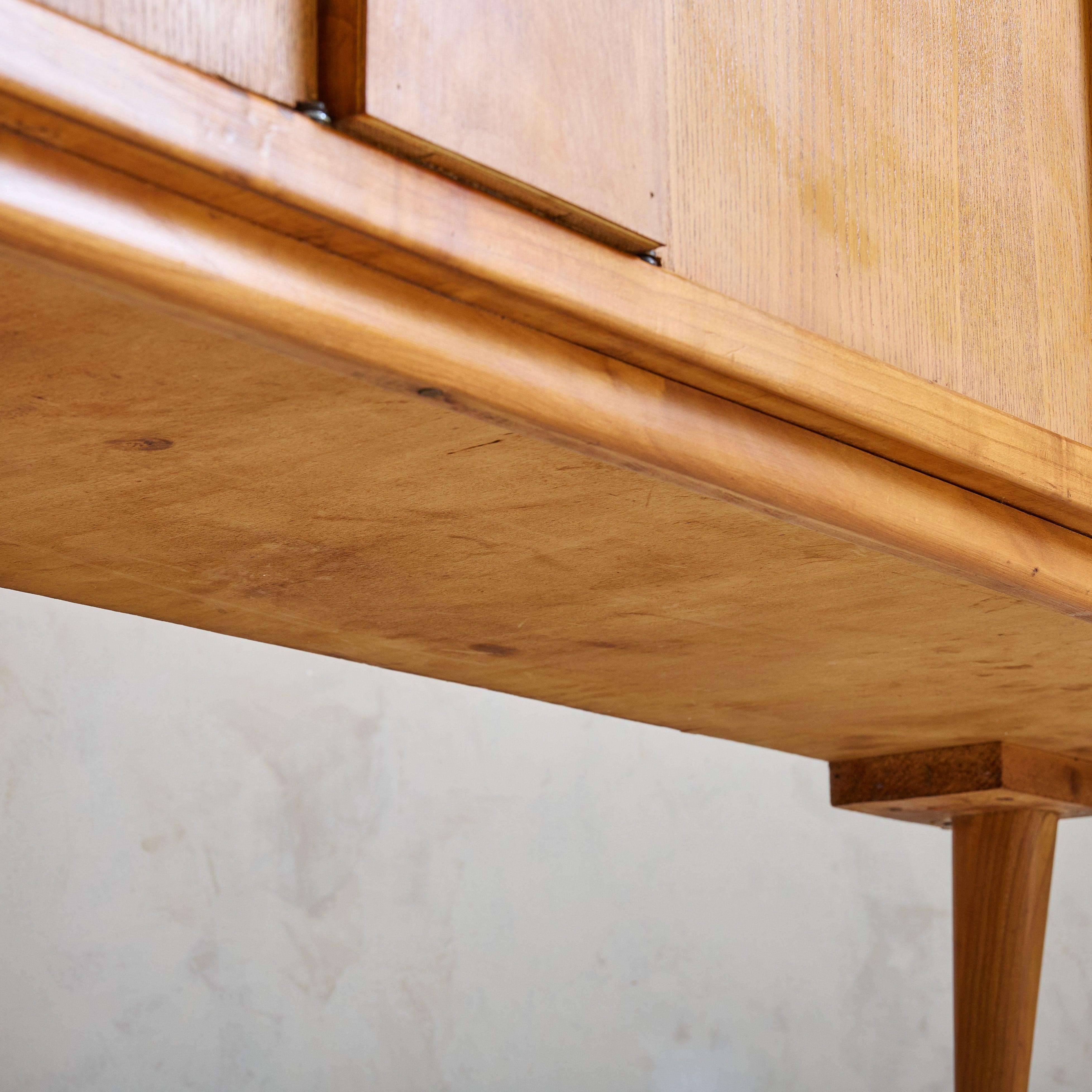 Credenza danese ad arco in teak attribuita a Svend Madsen, anni '60 in vendita 1