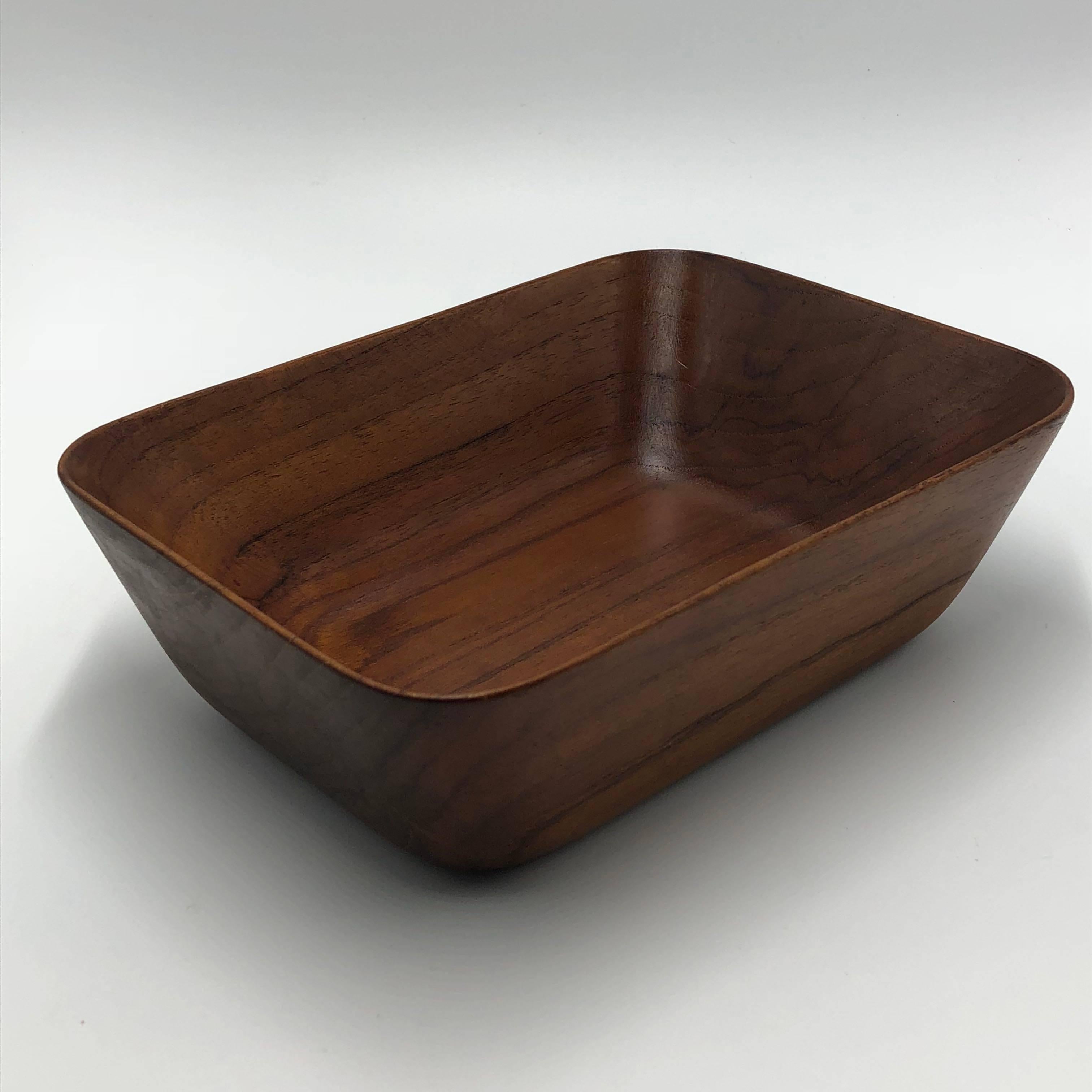 Danish Teak Bowl by Digsmed, 1950s In Excellent Condition For Sale In Achterveld, NL
