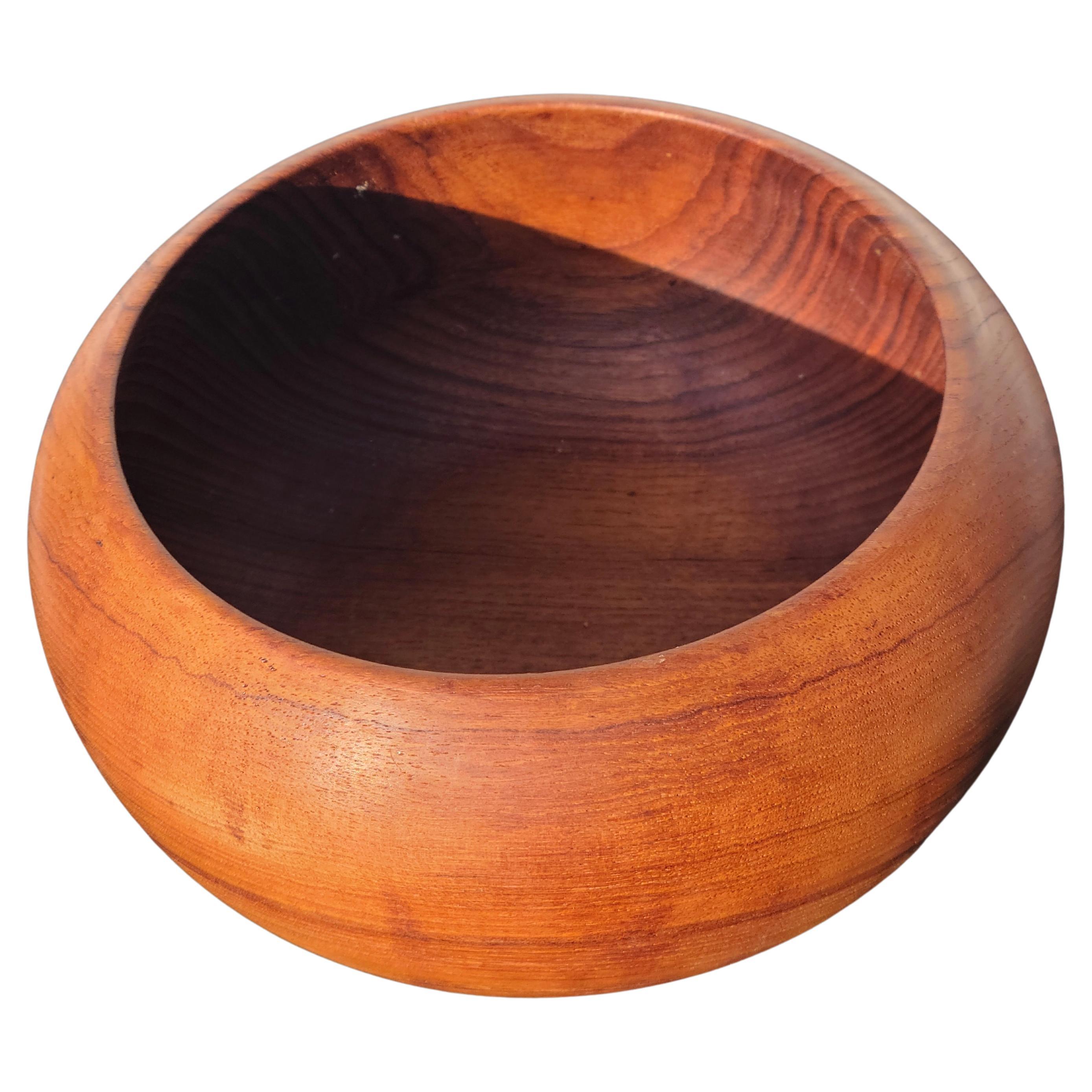 Danish Teak Bowl by Frantz V. Lyngby In Good Condition For Sale In Fraser, MI