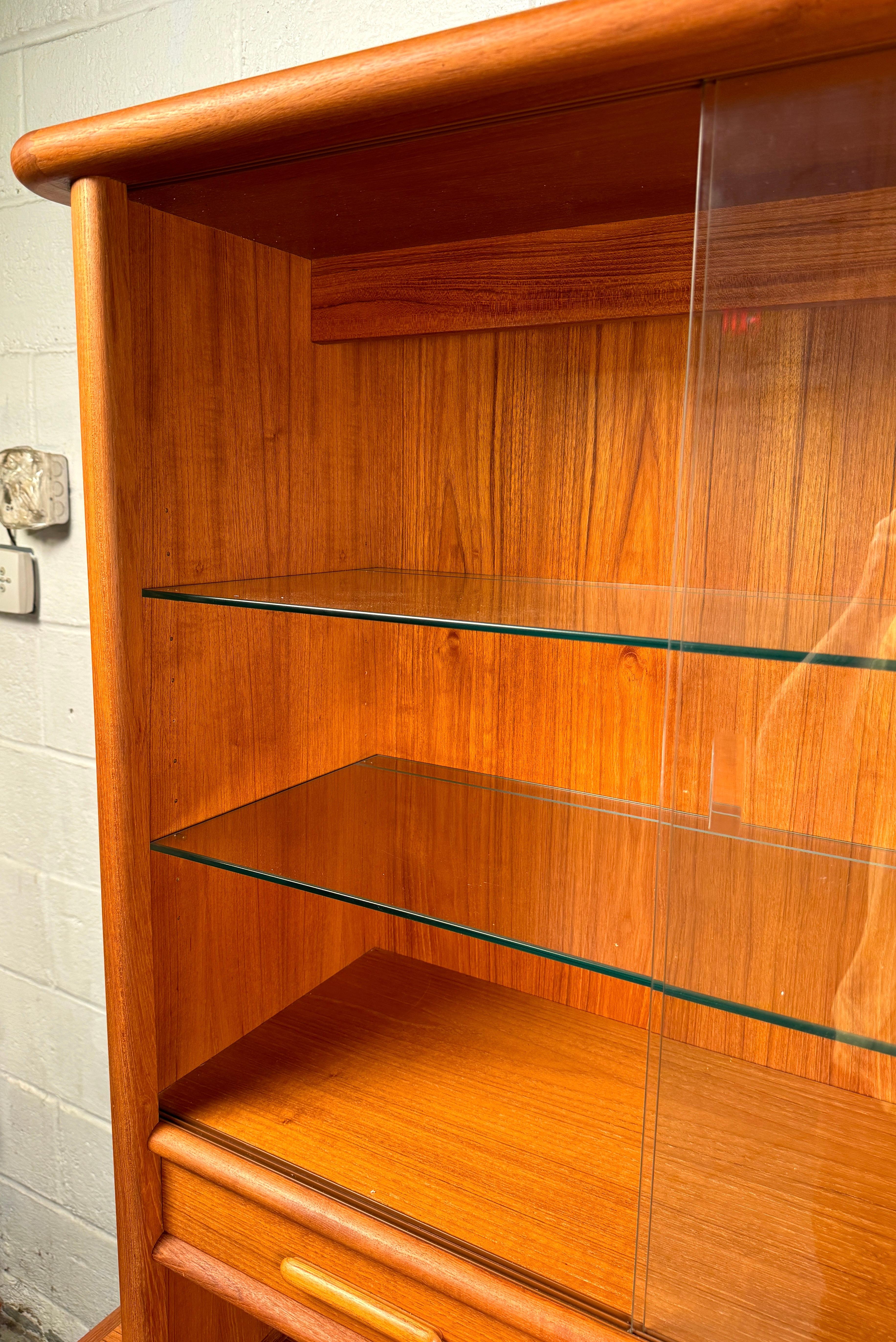 Buffet in teak danese di Kibaek Mobelfabrik in vendita 6