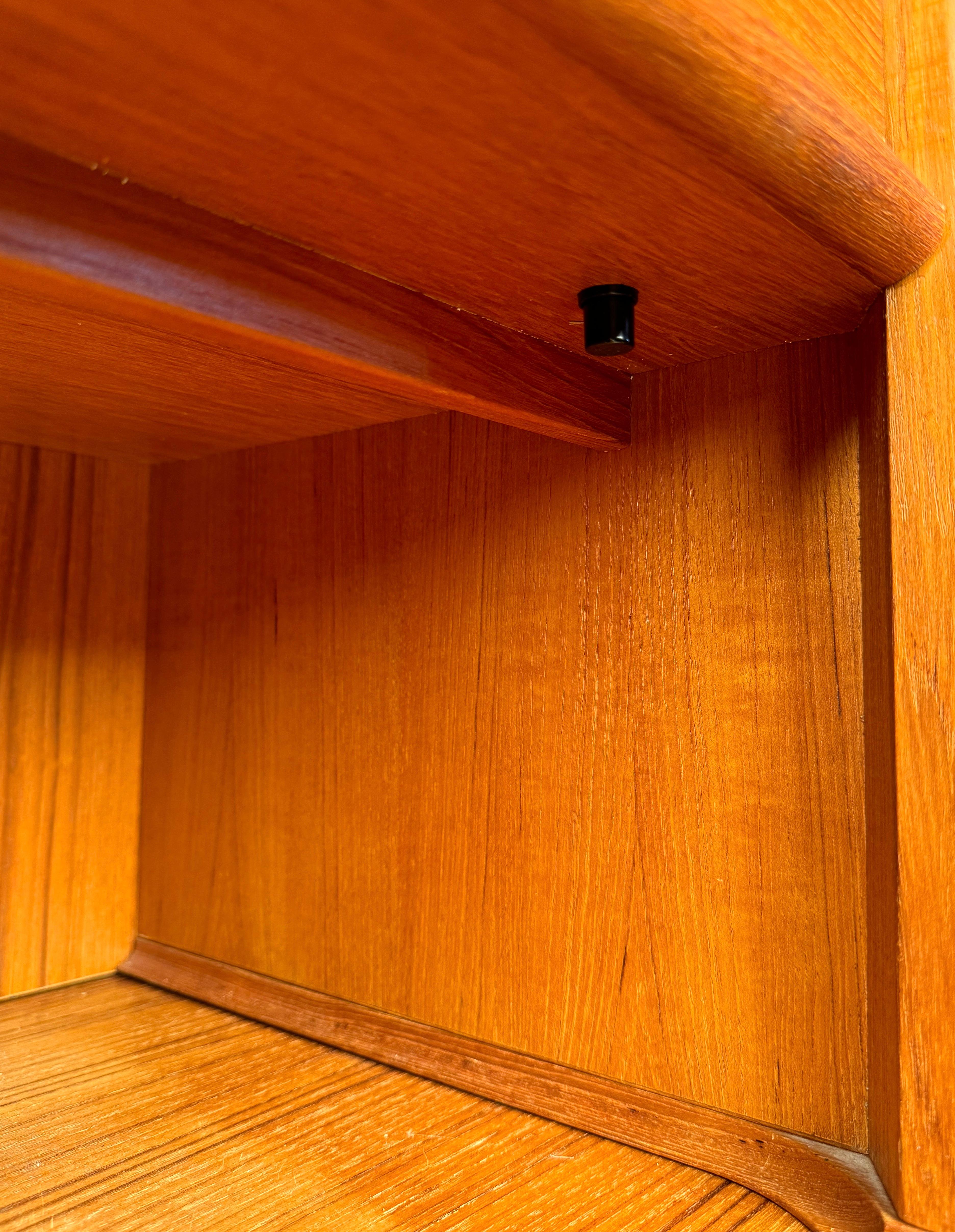 Buffet in teak danese di Kibaek Mobelfabrik in vendita 7