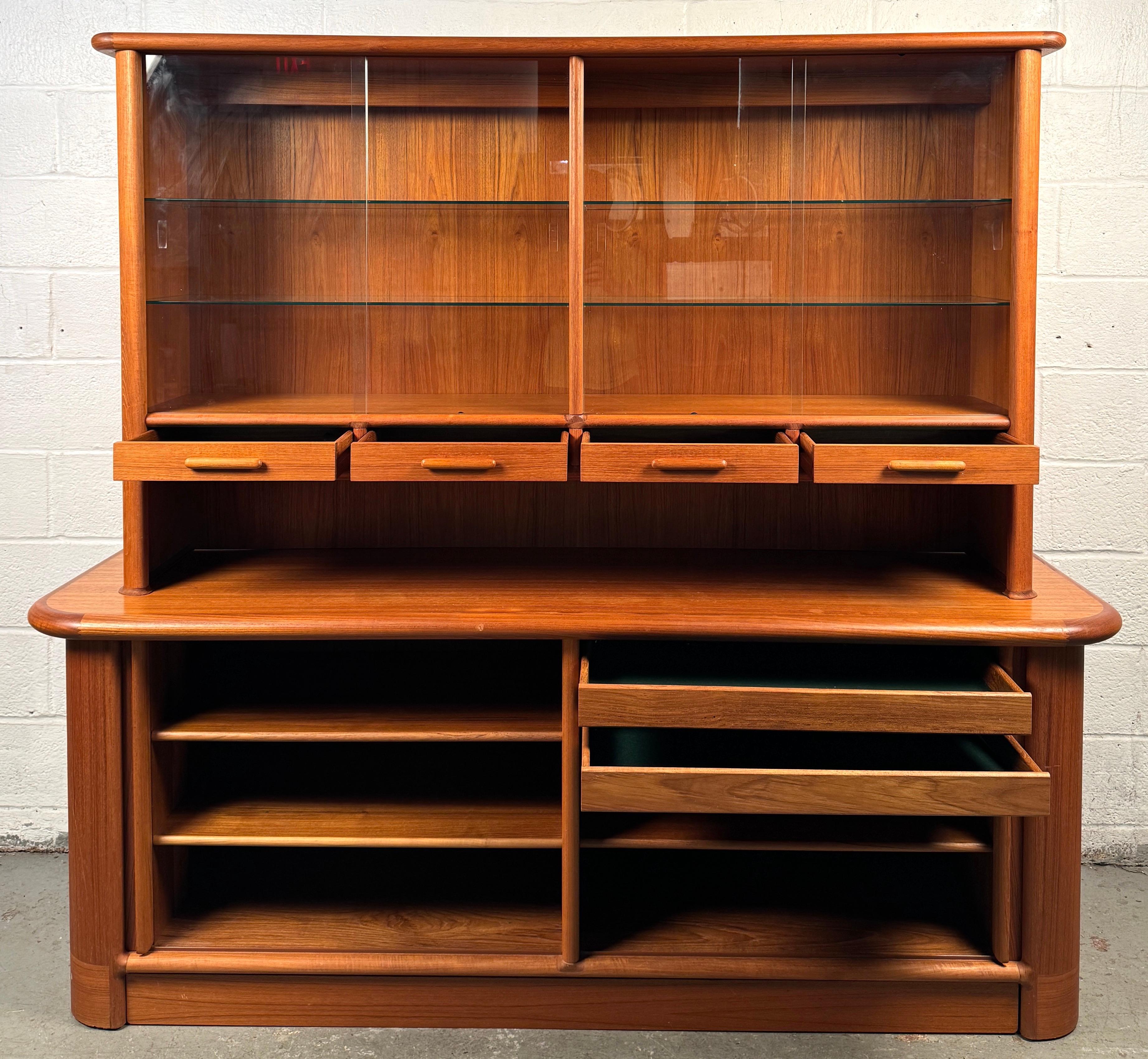 Buffet in teak danese di Kibaek Mobelfabrik in vendita 2