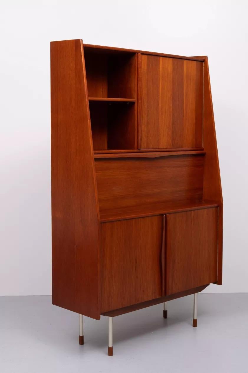 Armadio e scrivania/bar danese in teak, di Arne Vodder, anni '60 in vendita 1