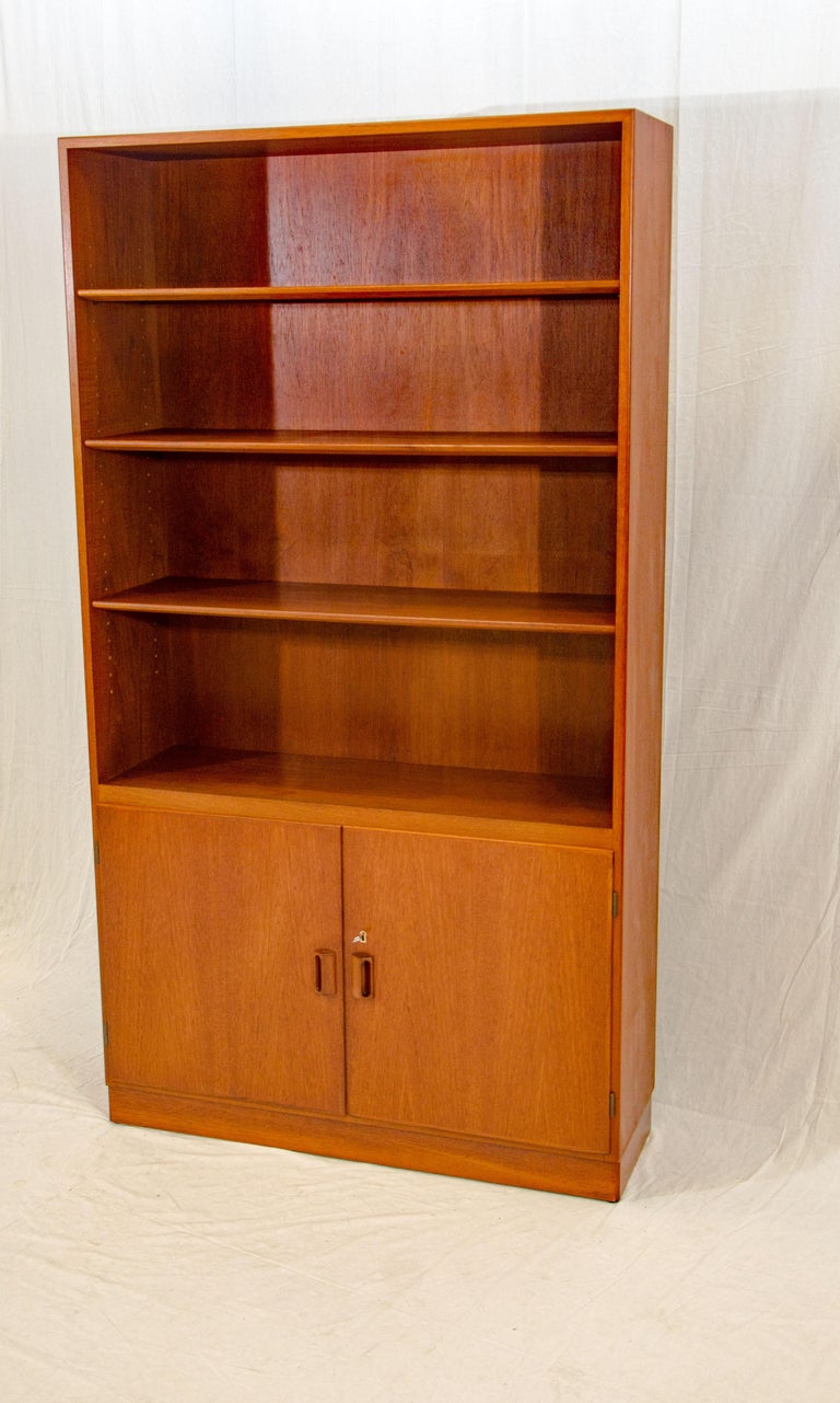 Danish Teak Bookcase, Børge Mogensen at 1stDibs