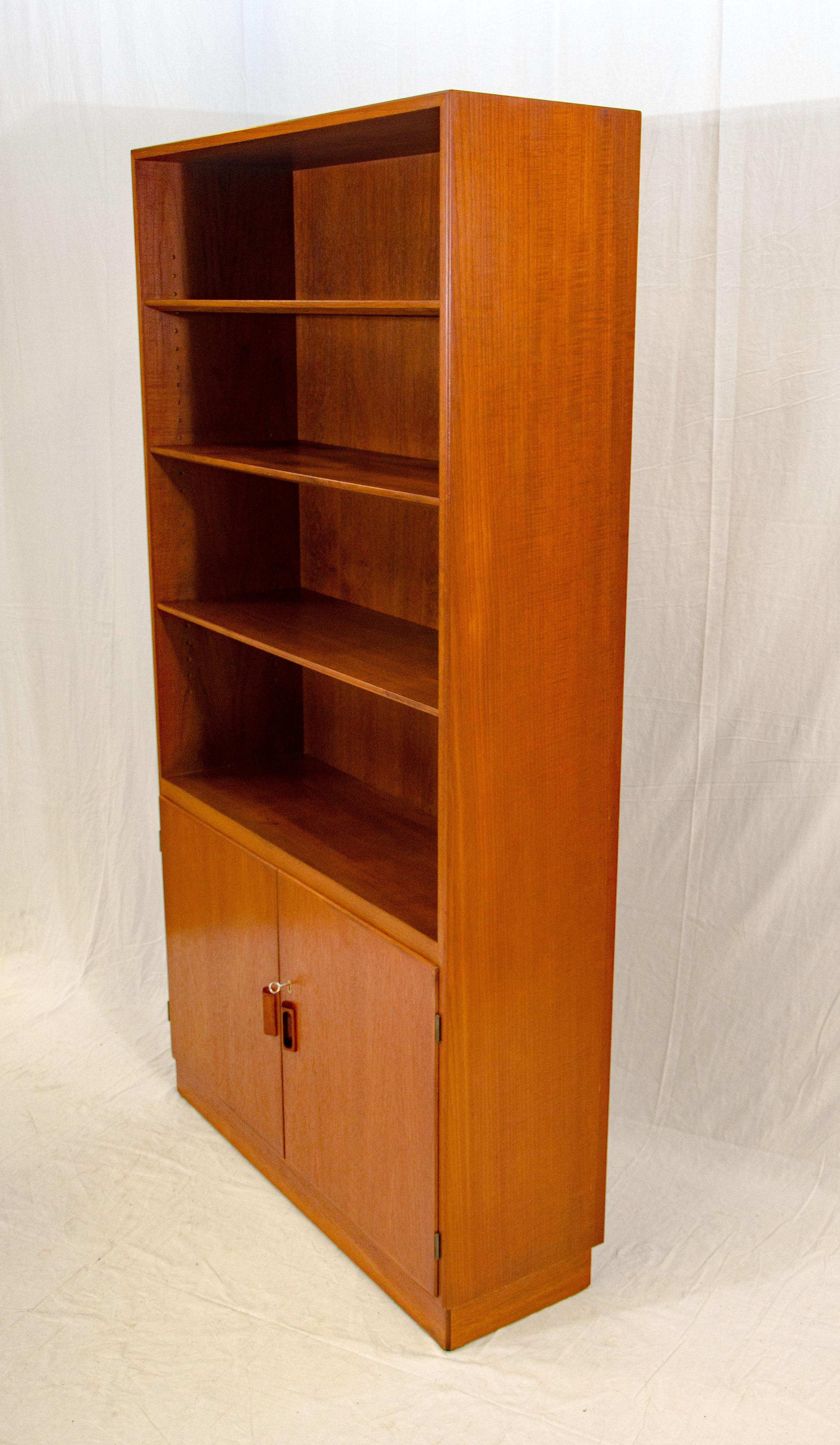 Danish Teak Cabinet Bookcase, Børge Mogensen In Good Condition In Crockett, CA