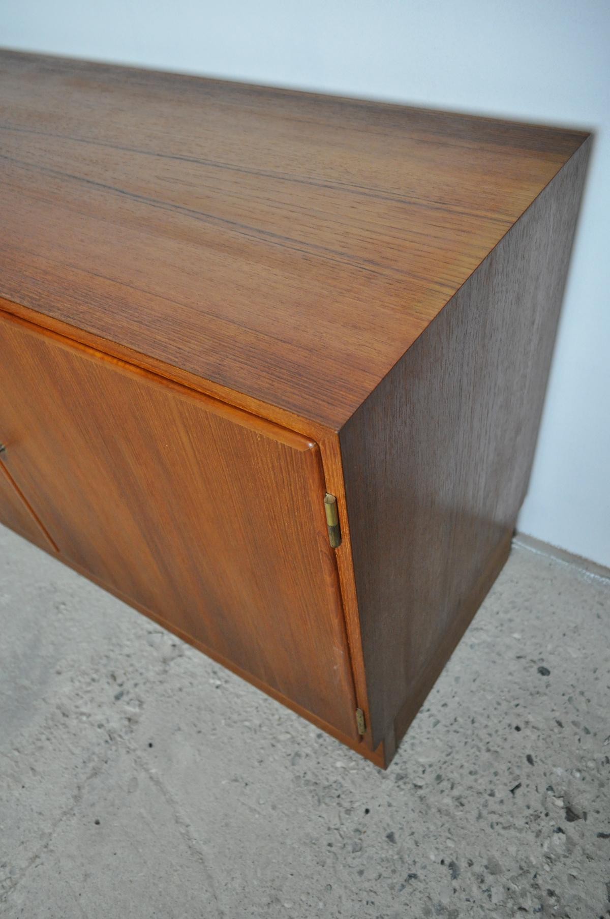 Danish Teak Cabinets by Hundevad & Co, Set of 3 3