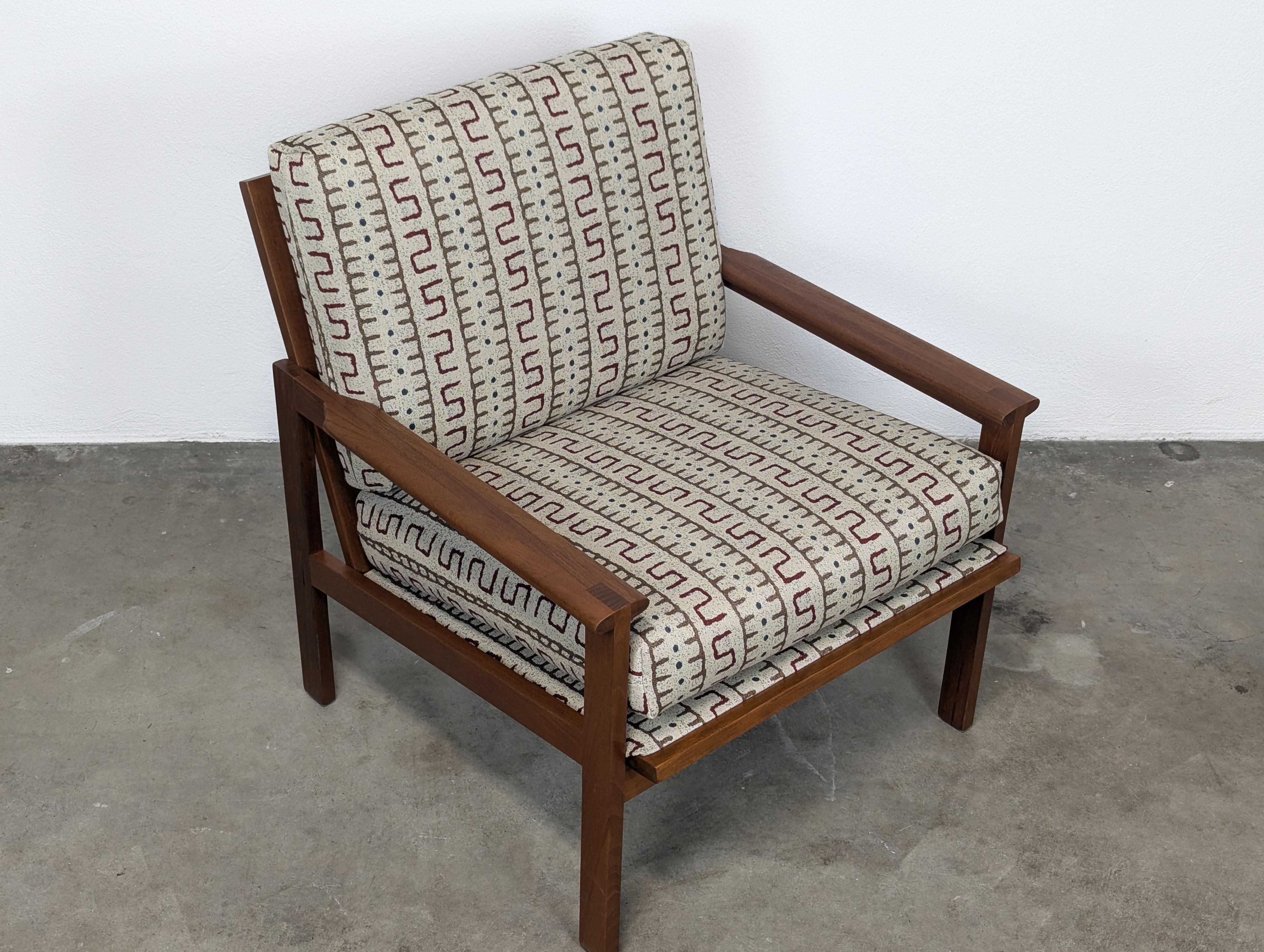 Butaca danesa Capella de teca, Illum Wikkelsø para Niels Eilersen, c. 1960 en venta 3