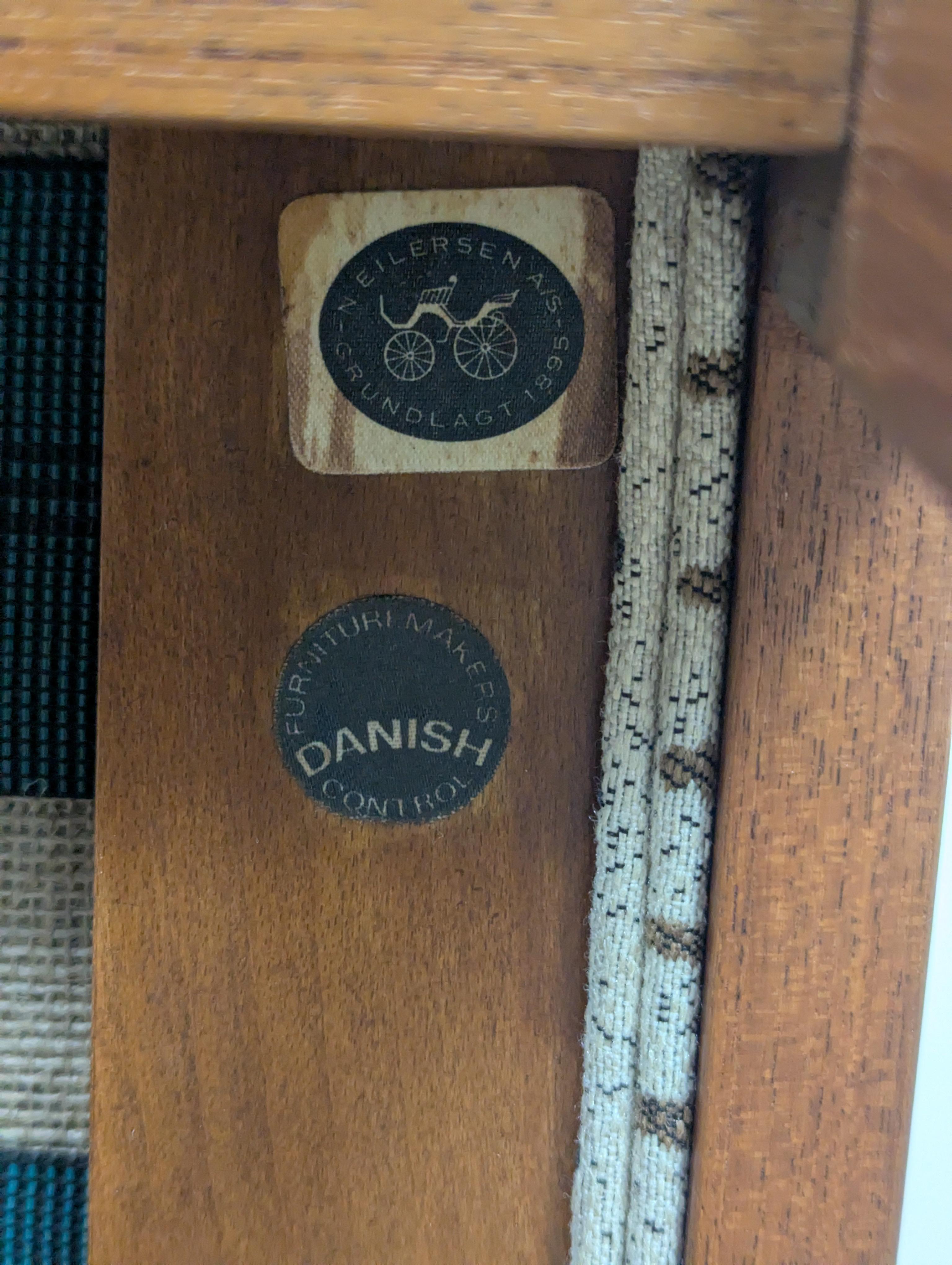 Butaca danesa Capella de teca, Illum Wikkelsø para Niels Eilersen, c. 1960 en venta 12