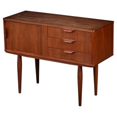 Mid-Century Modern Commodes and Chests of Drawers