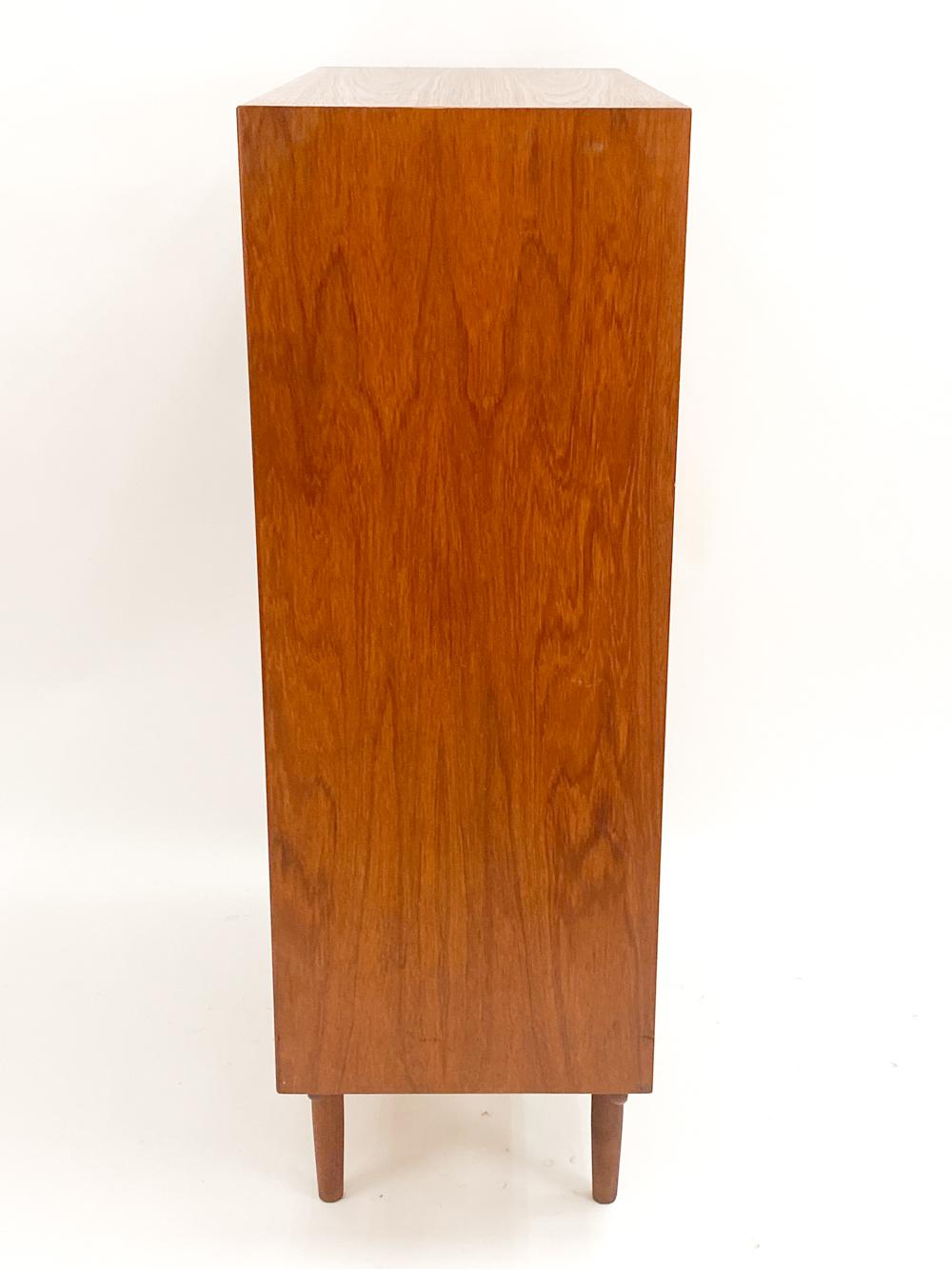 Danish Teak Chest of Drawers By Borge Mogensen For Soborg, C.1950's For Sale 2