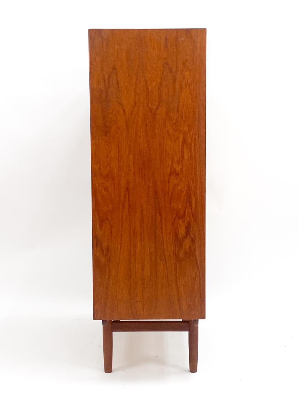 Danish Teak Chest of Drawers By Borge Mogensen For Soborg, C.1950's For Sale 3