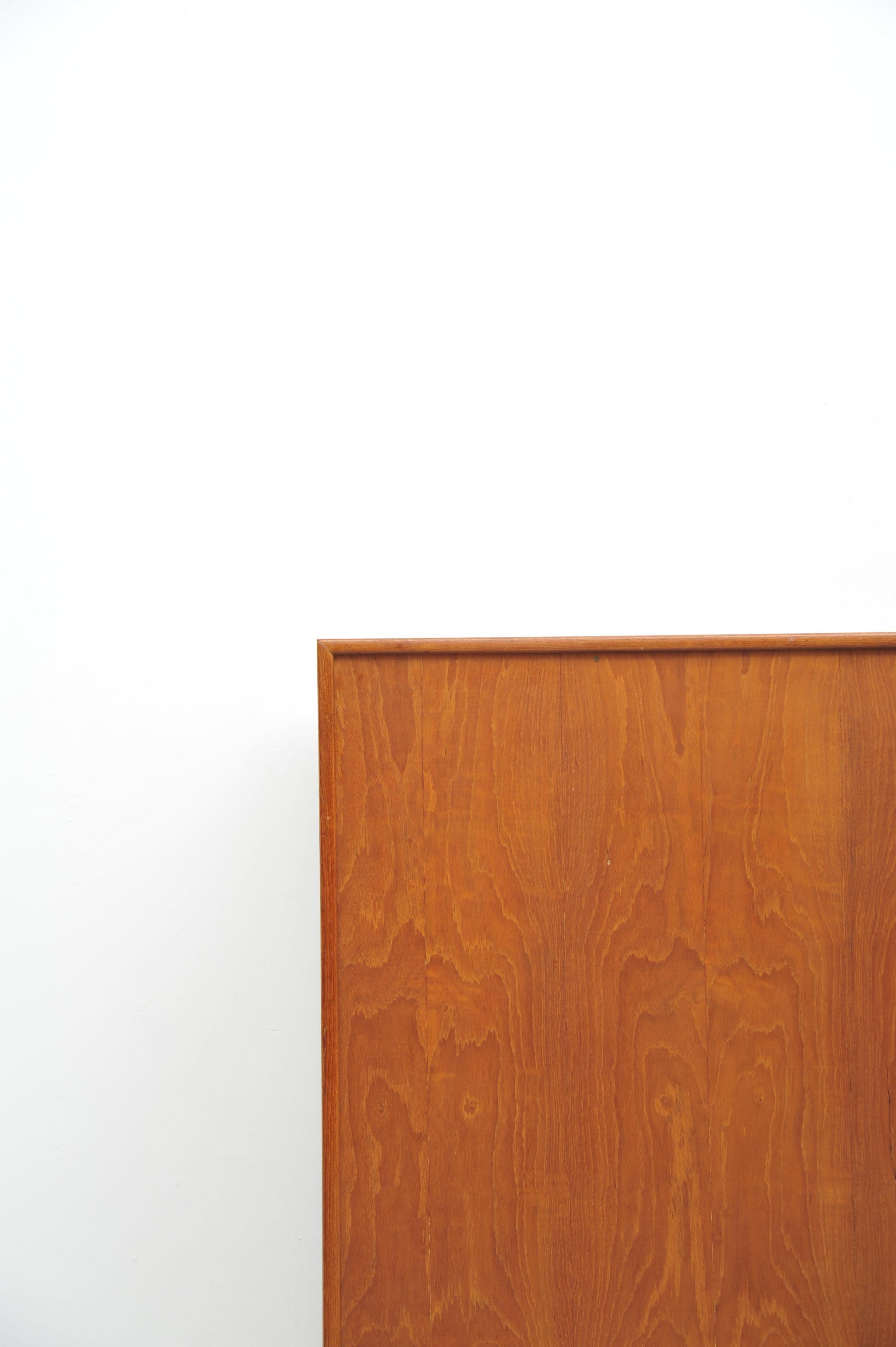 Cassettiera danese in teak di Dyrlund, design scandinavo di metà secolo in vendita 9