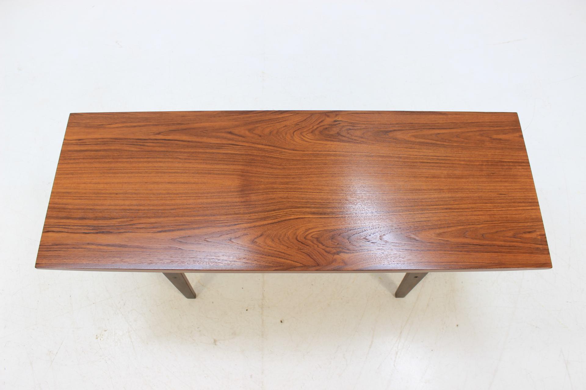 Danish Teak Coffee Table, 1960 In Good Condition In Praha, CZ