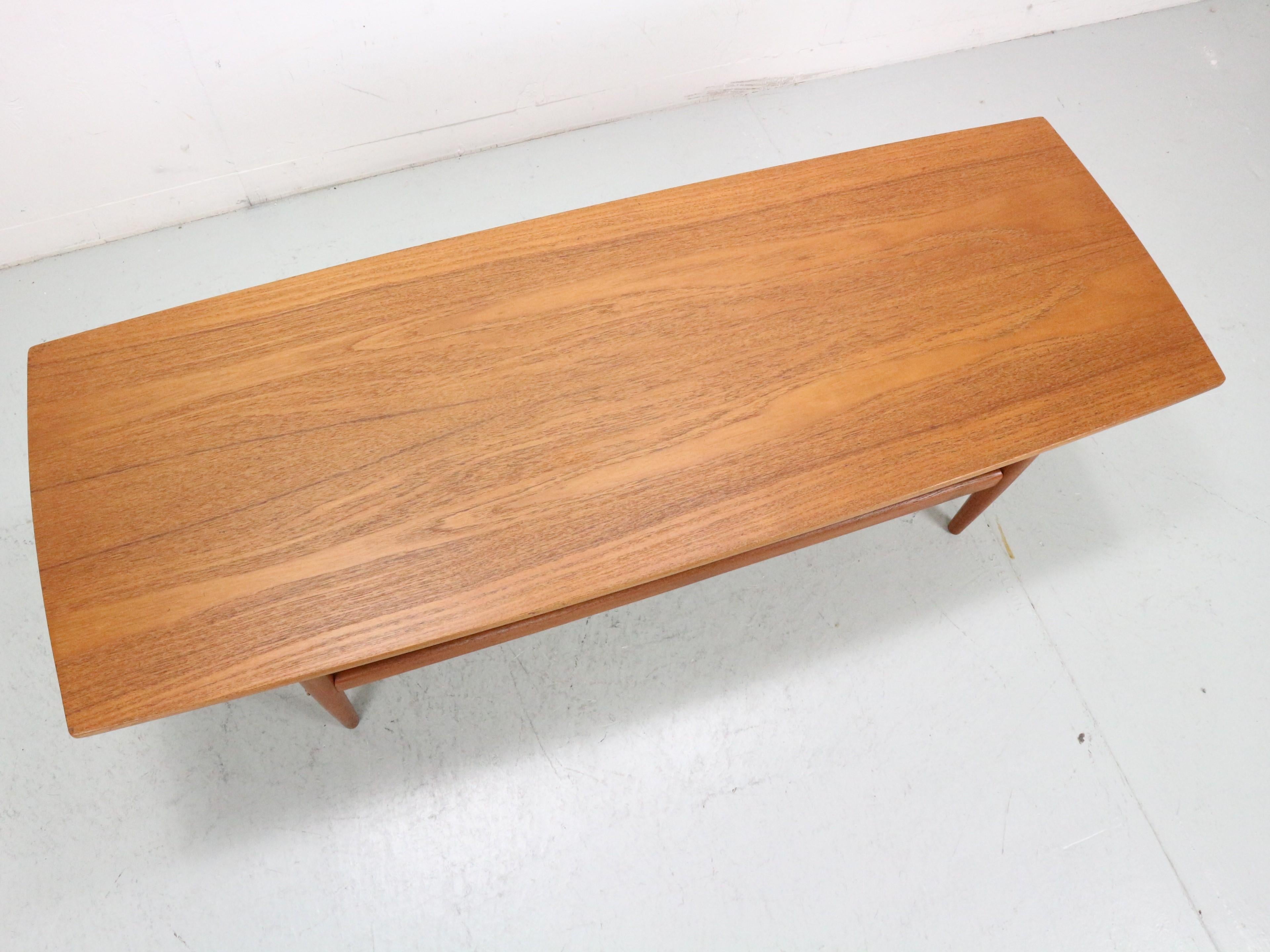 Scandinavian Modern Danish teak coffee table attributed to Grete Jalk, 1960's For Sale