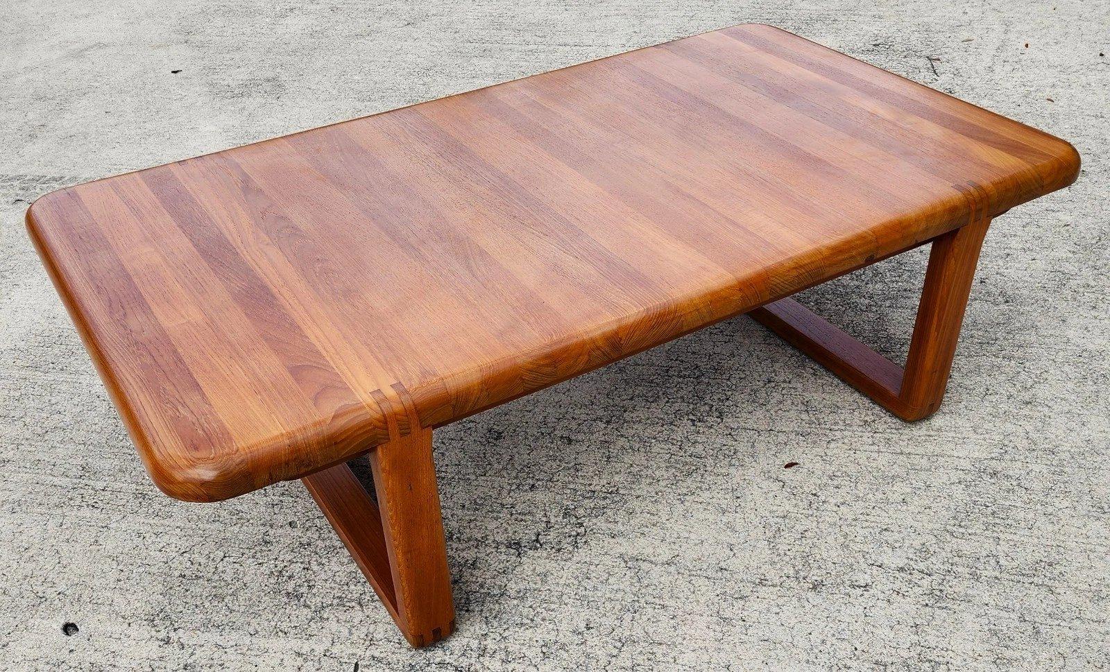 Teck Table basse danoise en teck Niels Bach pour Randers Möbel en vente