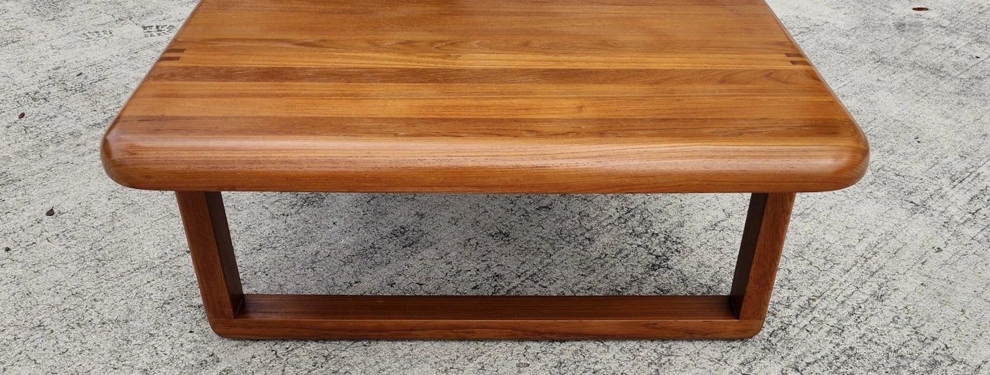Table basse danoise en teck Niels Bach pour Randers Möbel en vente 2