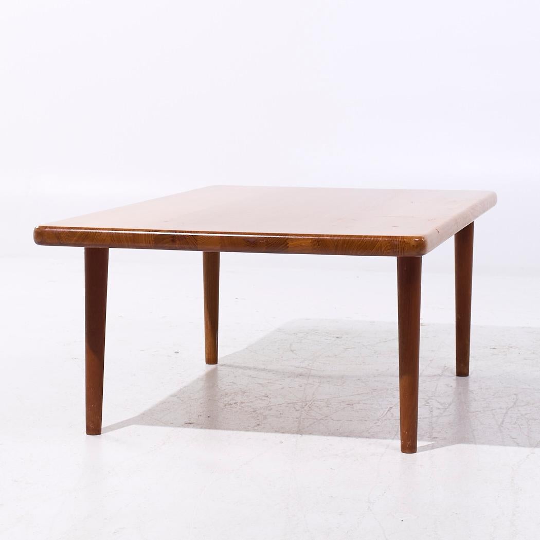 Late 20th Century Danish Teak Coffee Table For Sale