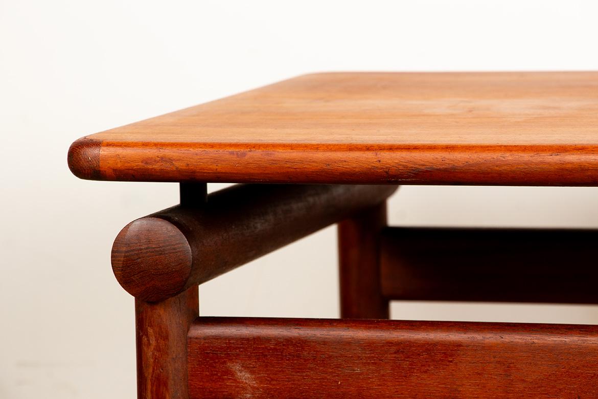 Danois Table basse ou banc de salle en teck danois, Kai Lyngfeld-Larsen/Søborg Mobelfabrik en vente